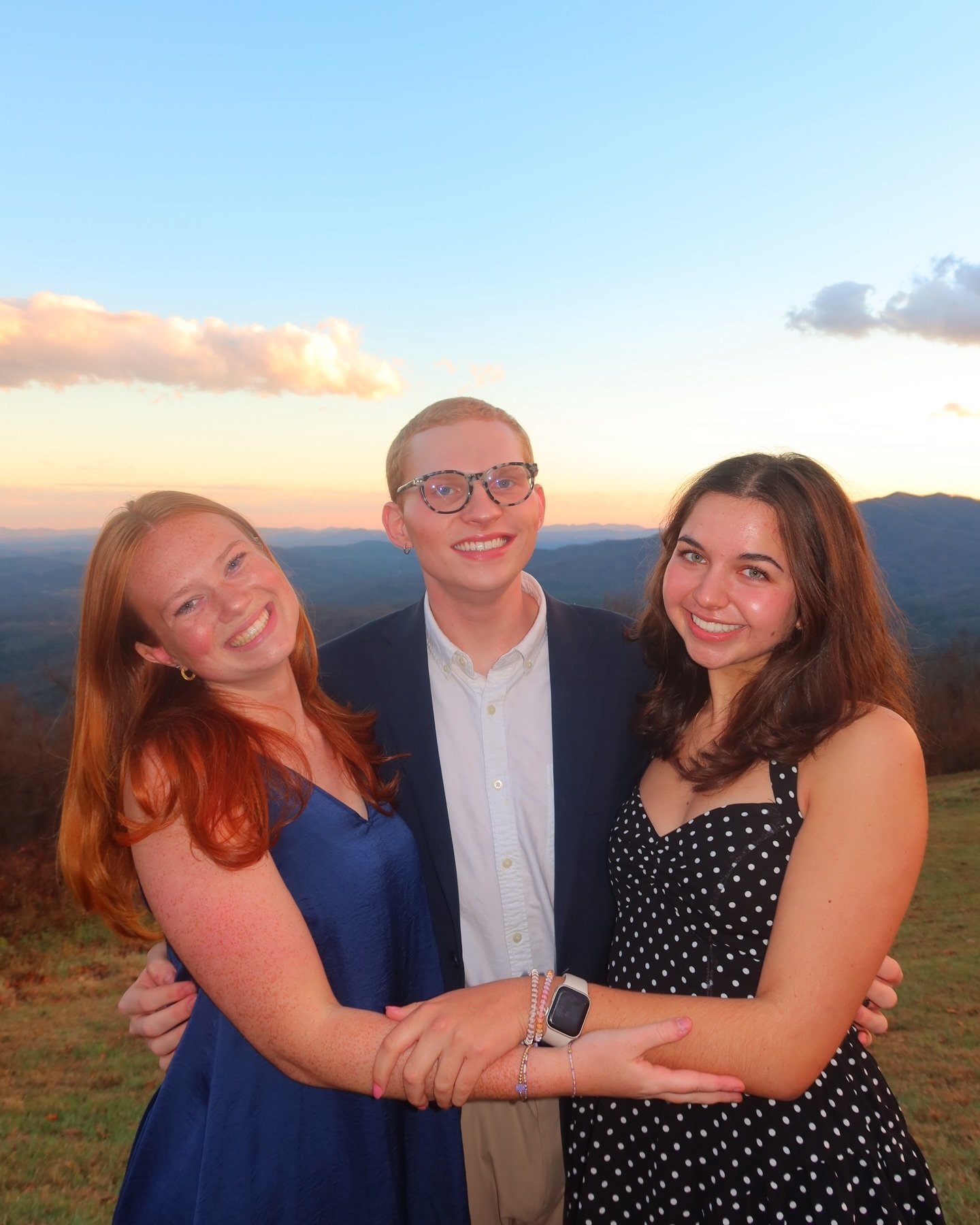 and the people he loves :))