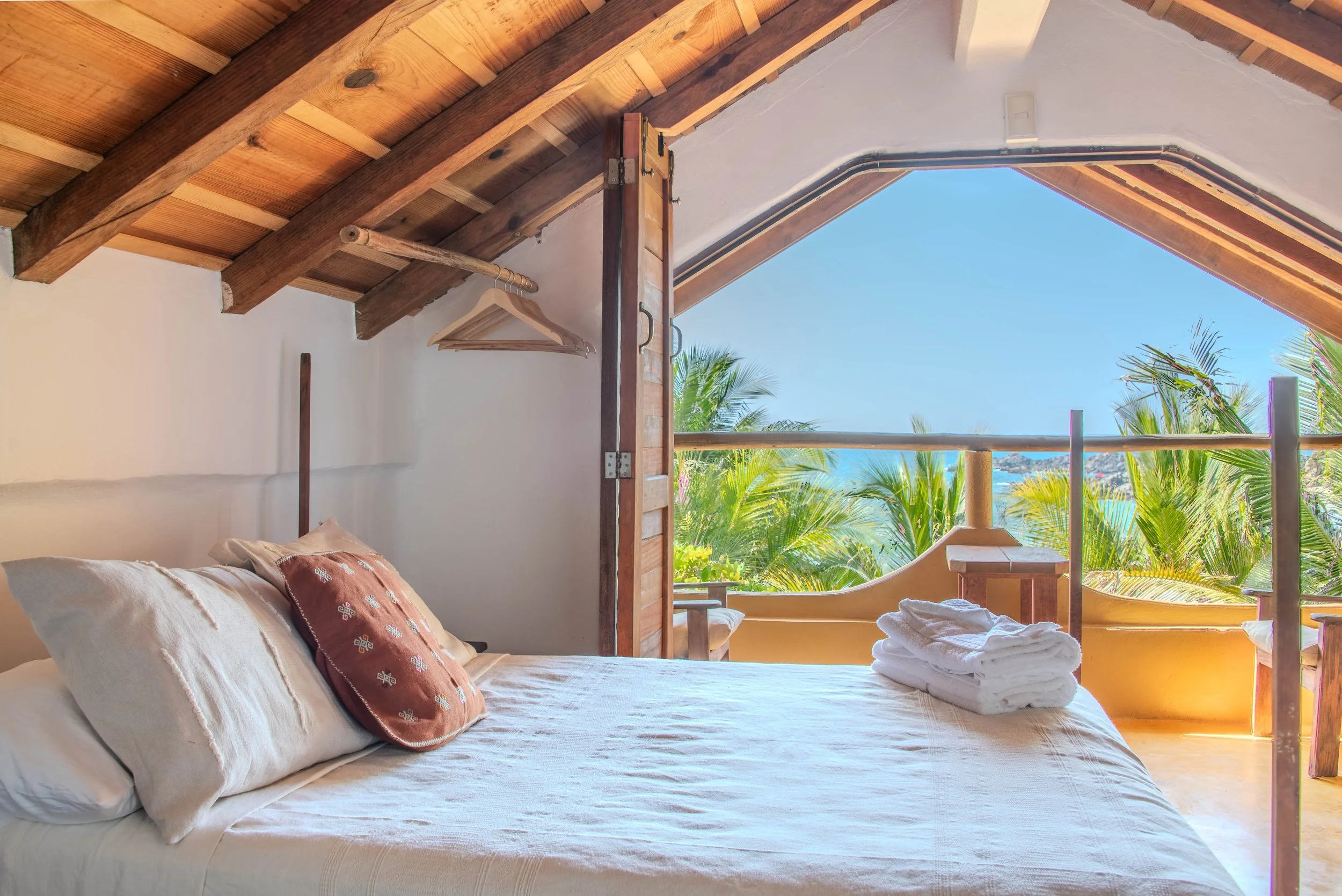 Nest bed w- view-3.jpg