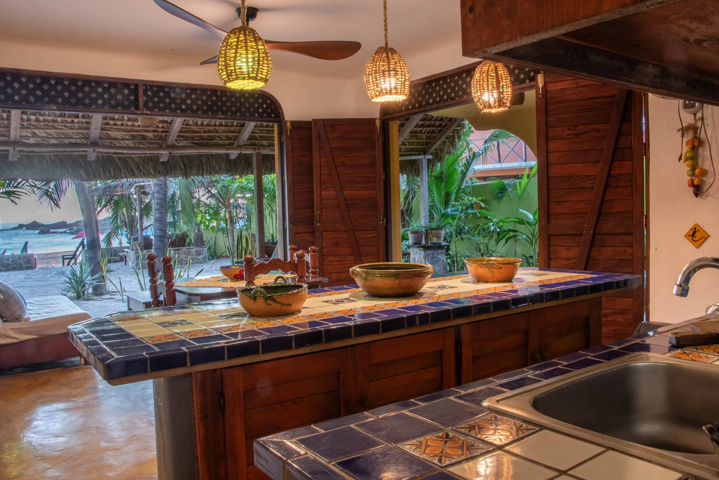 Unit 1 kitchen left.jpg