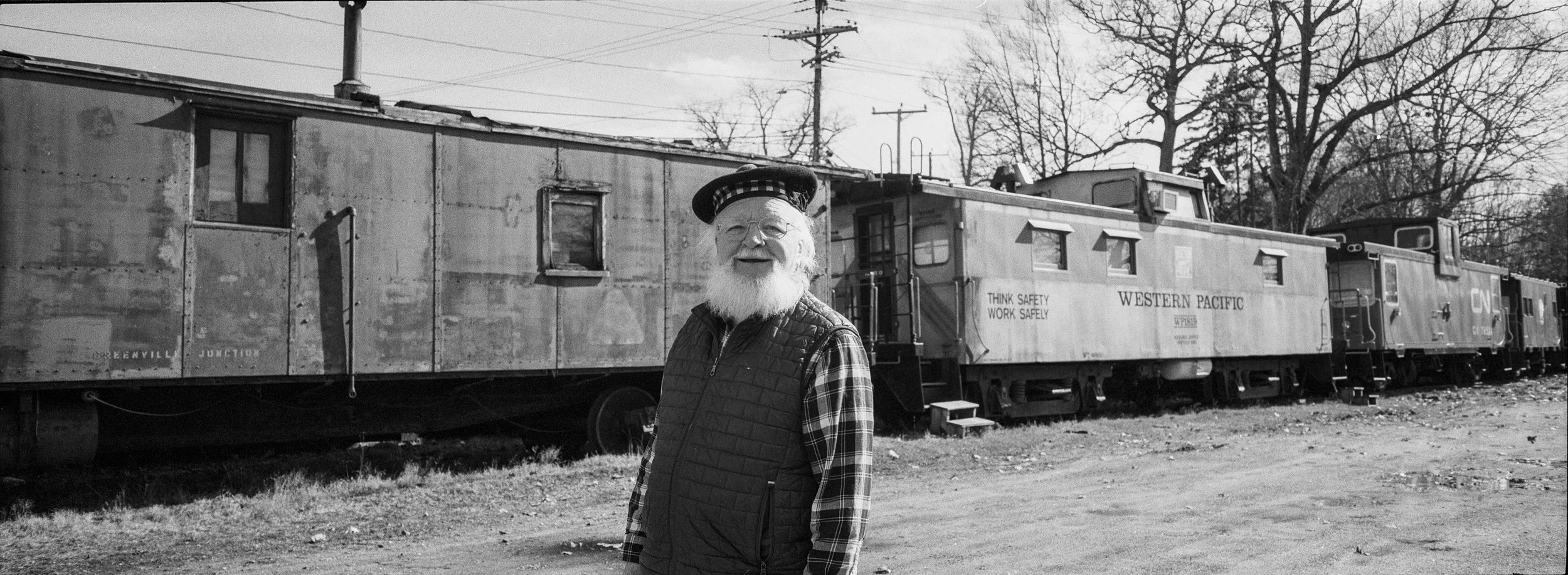 - XPAN II / 45mm /  Ilford HP5+