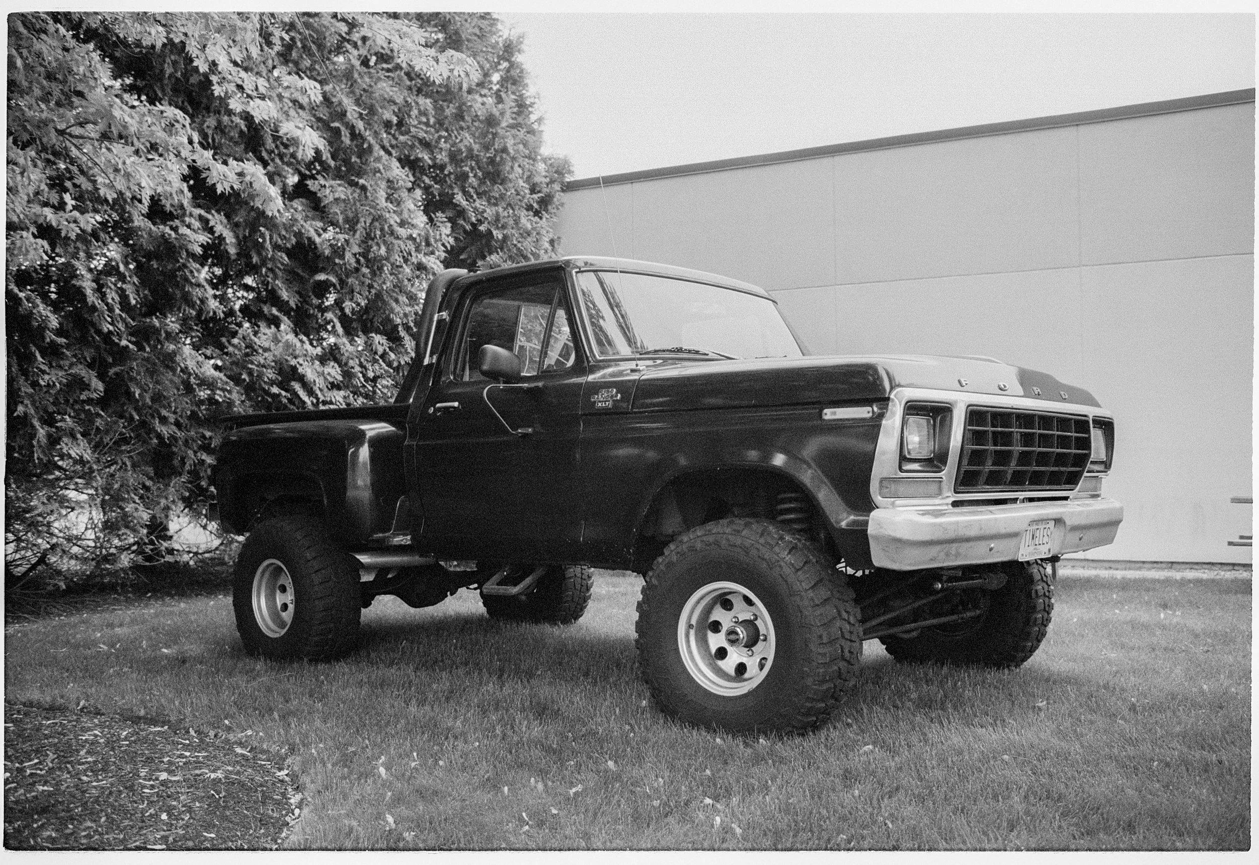 dam-xpan-75.jpg