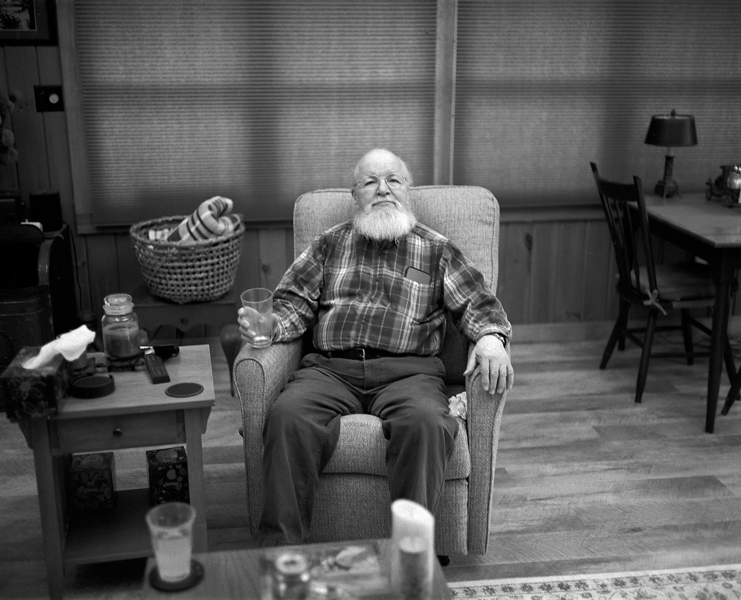 Plaubel Makina 67 medium format with Ilford HP5+ 120 film  - Lennys house
