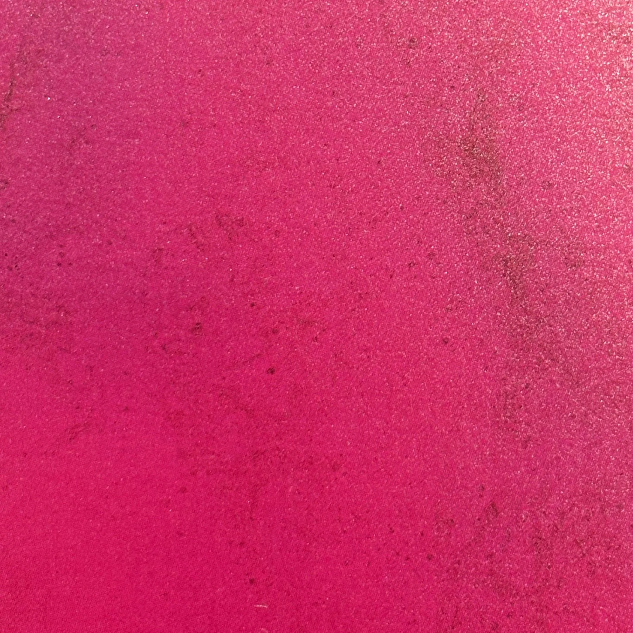 MAGENTA