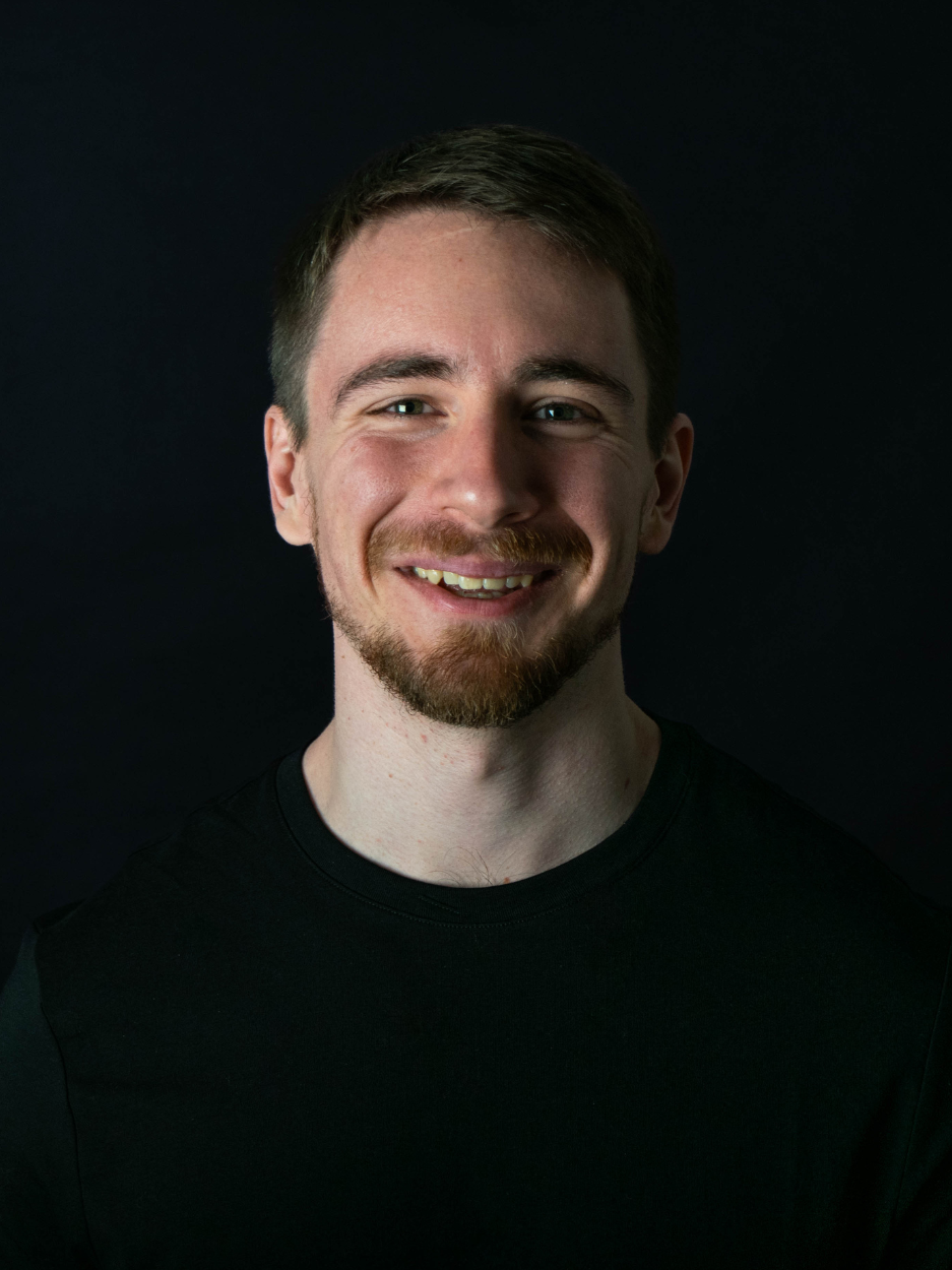Linkedin headshot photographer hampshire.png