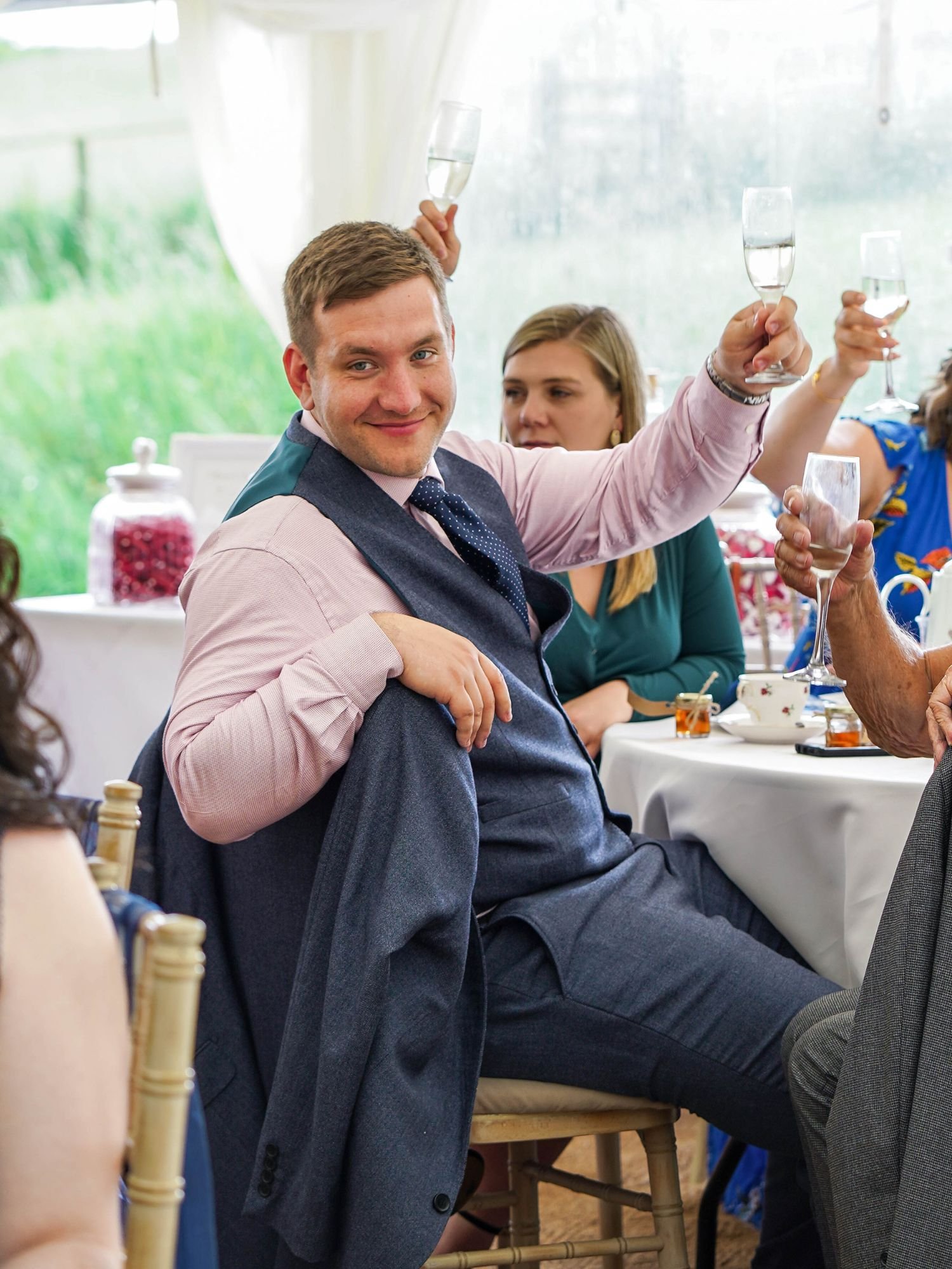 relaxed wedding photography new forest.jpg