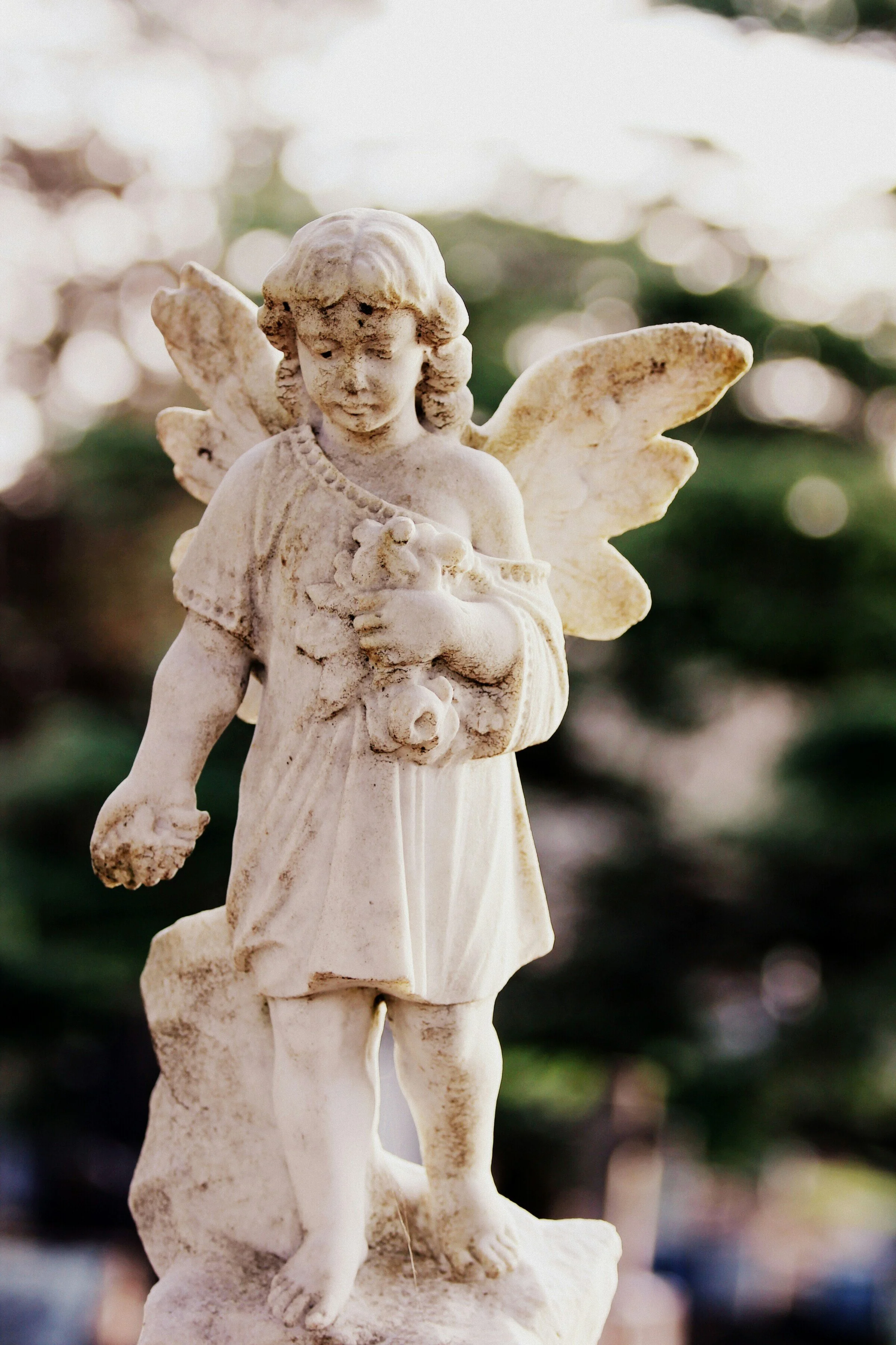 Love Never Dies: Encouraging Words for Parents Coping with the Sudden Loss of a Child