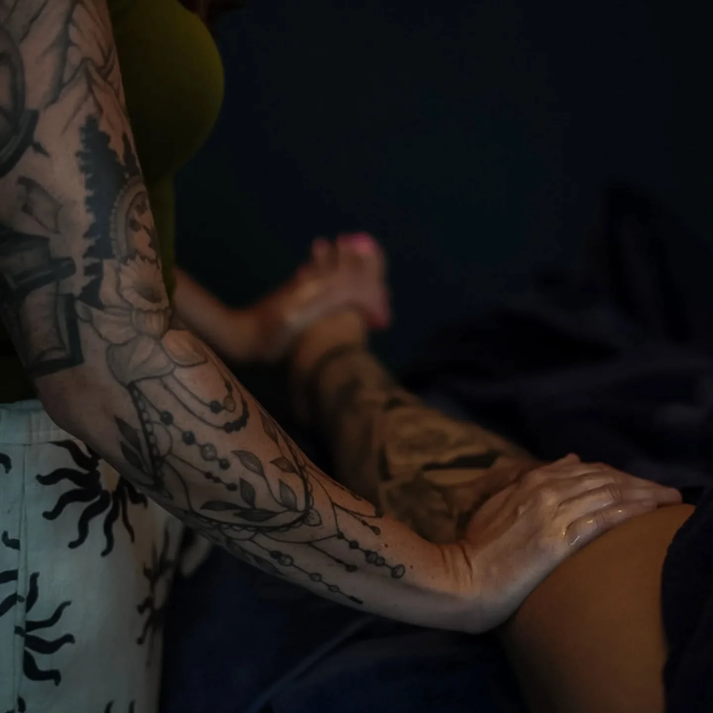 ✨️ Communicating your needs ✨️ 

Massage therapists love getting every treatment just right for the individual, so we love to hear clients say what they need.

Whether it's an extra bolster or pillow, a firmer or lighter pressure, a change in tempera