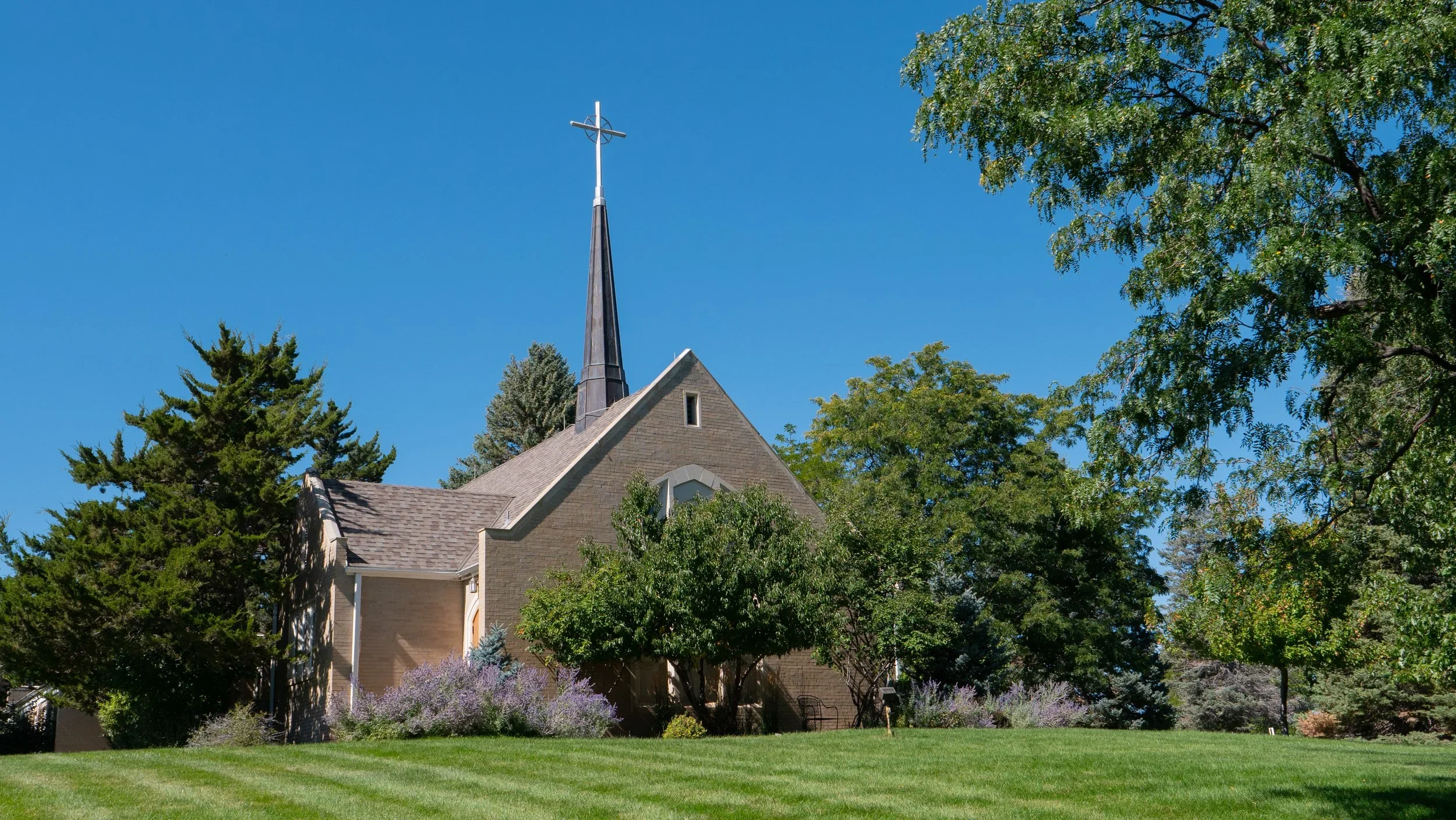 exterior of the chapel at sacred heart retreat house