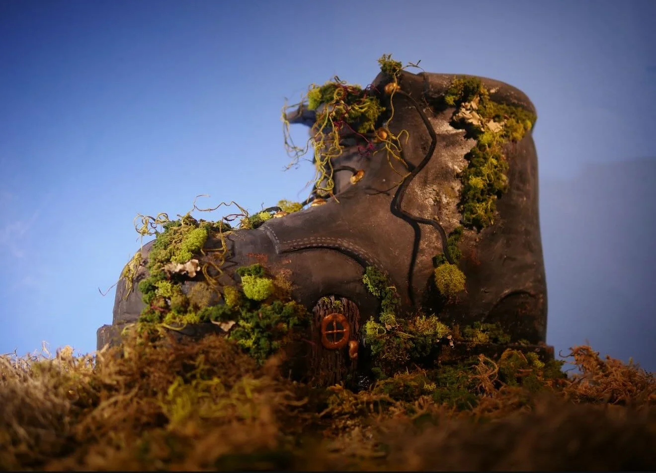 "One's Trash is Another's Home" -
Sculptural Mixed Media,
2019