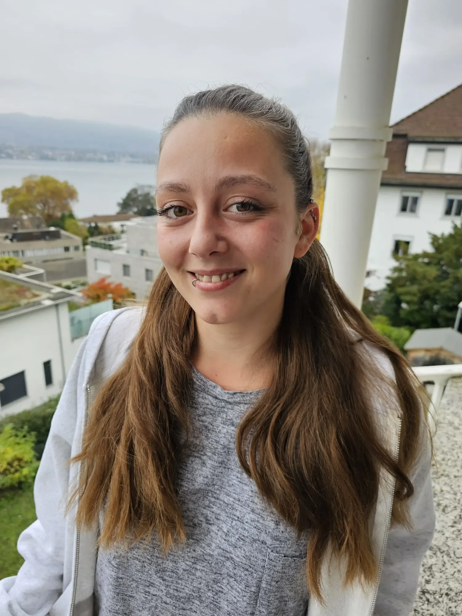 Zora Lauber vom Praxisteam der plastischen & ästhetischen Chirurgie St. Moritz