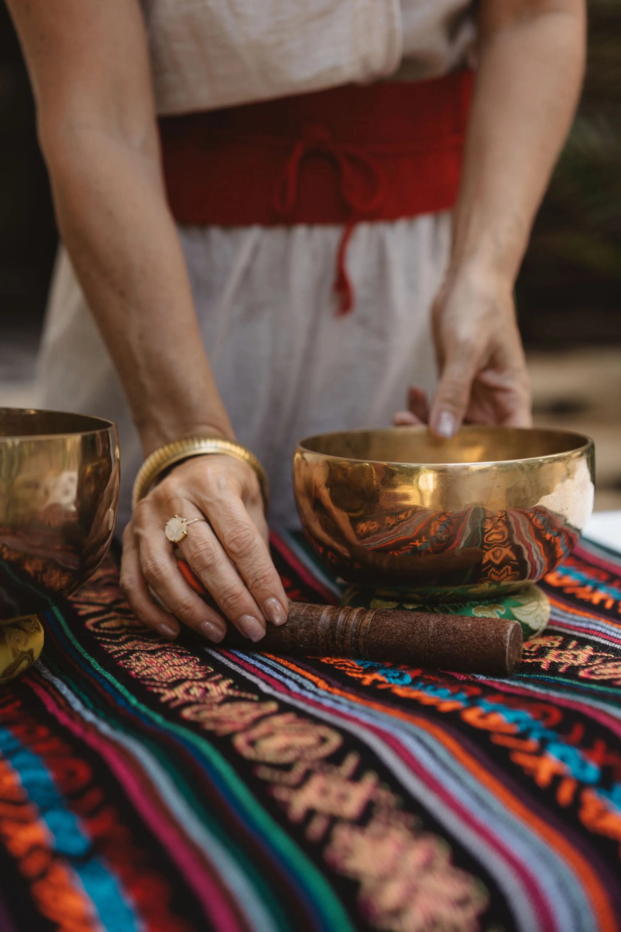 Online spiritual mentorship session focused on energy healing and soul alignment