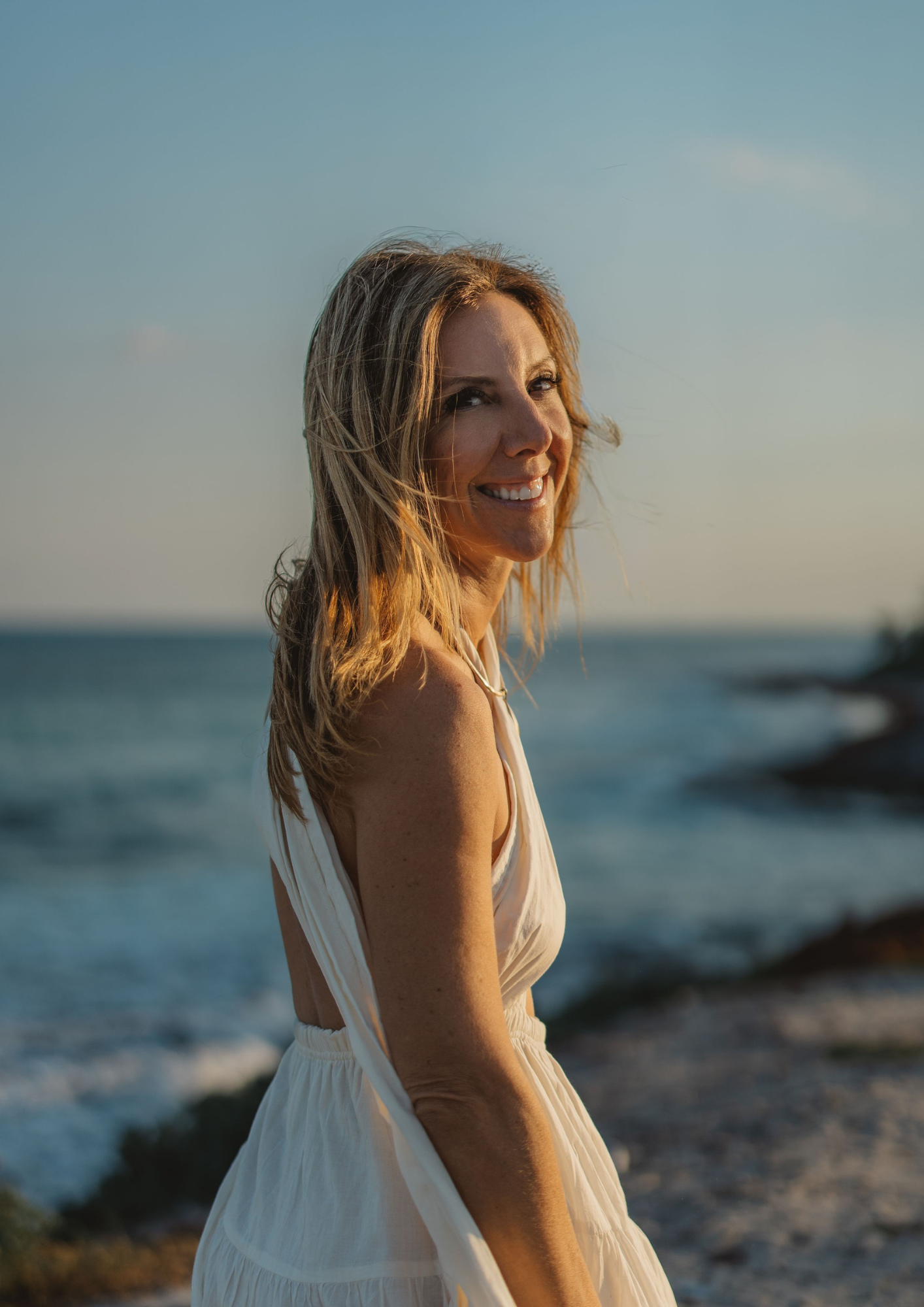 Relationship transformation coaching through spiritual healing and higher awareness