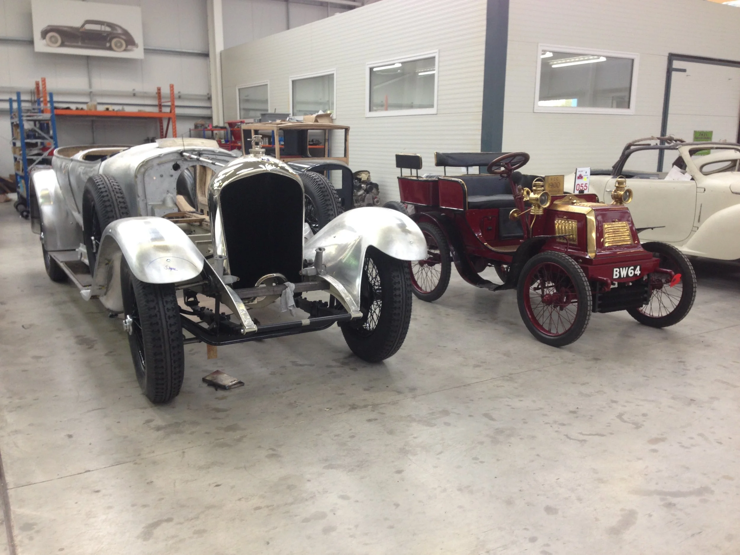 Bentley 6.5 and Darraq.JPG