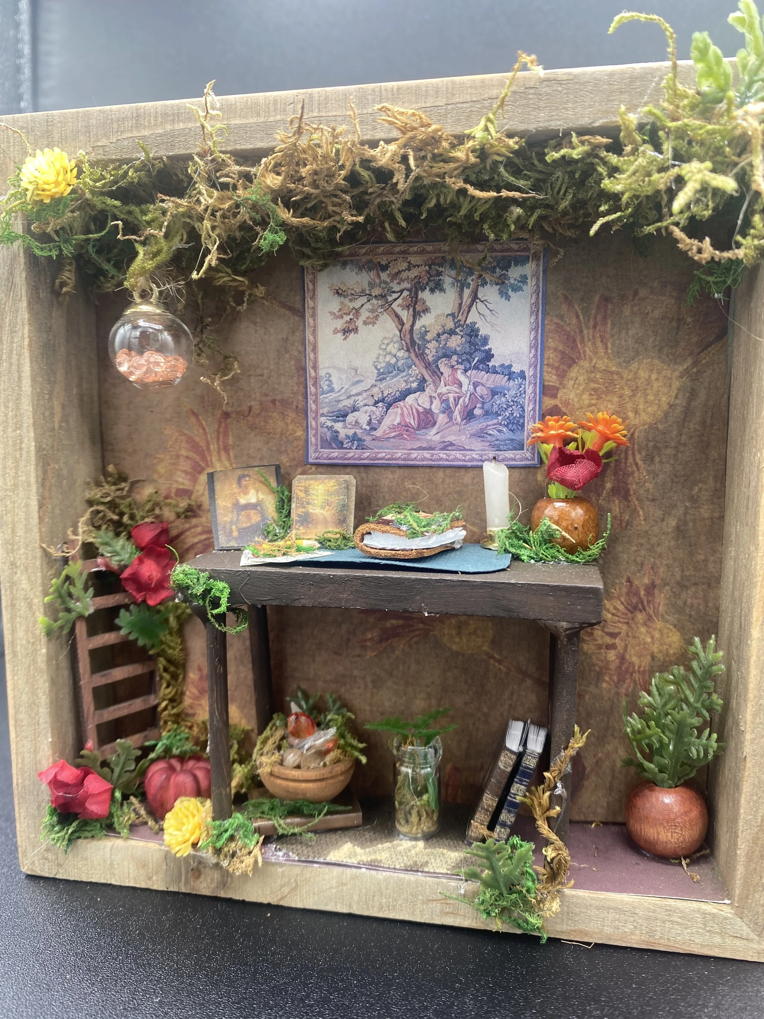 8/23 Shadowbox Diorama by Donna Vaux