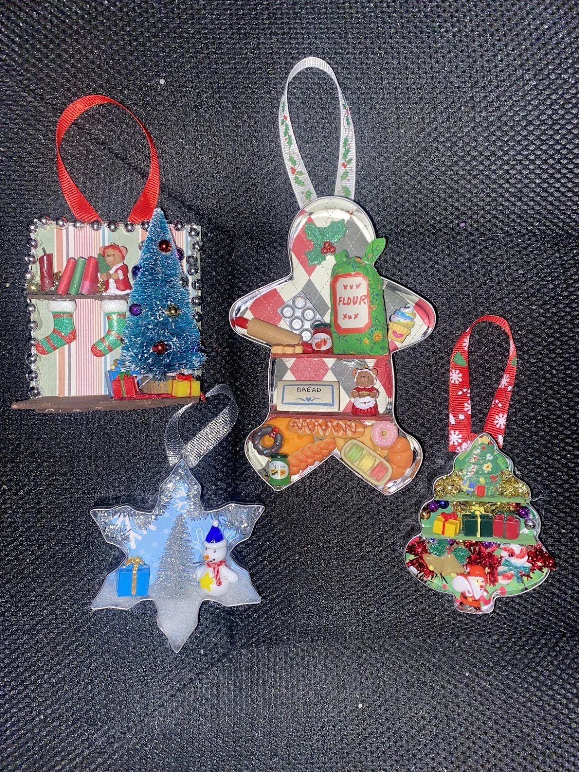 Xmas Ornaments x4.jpg