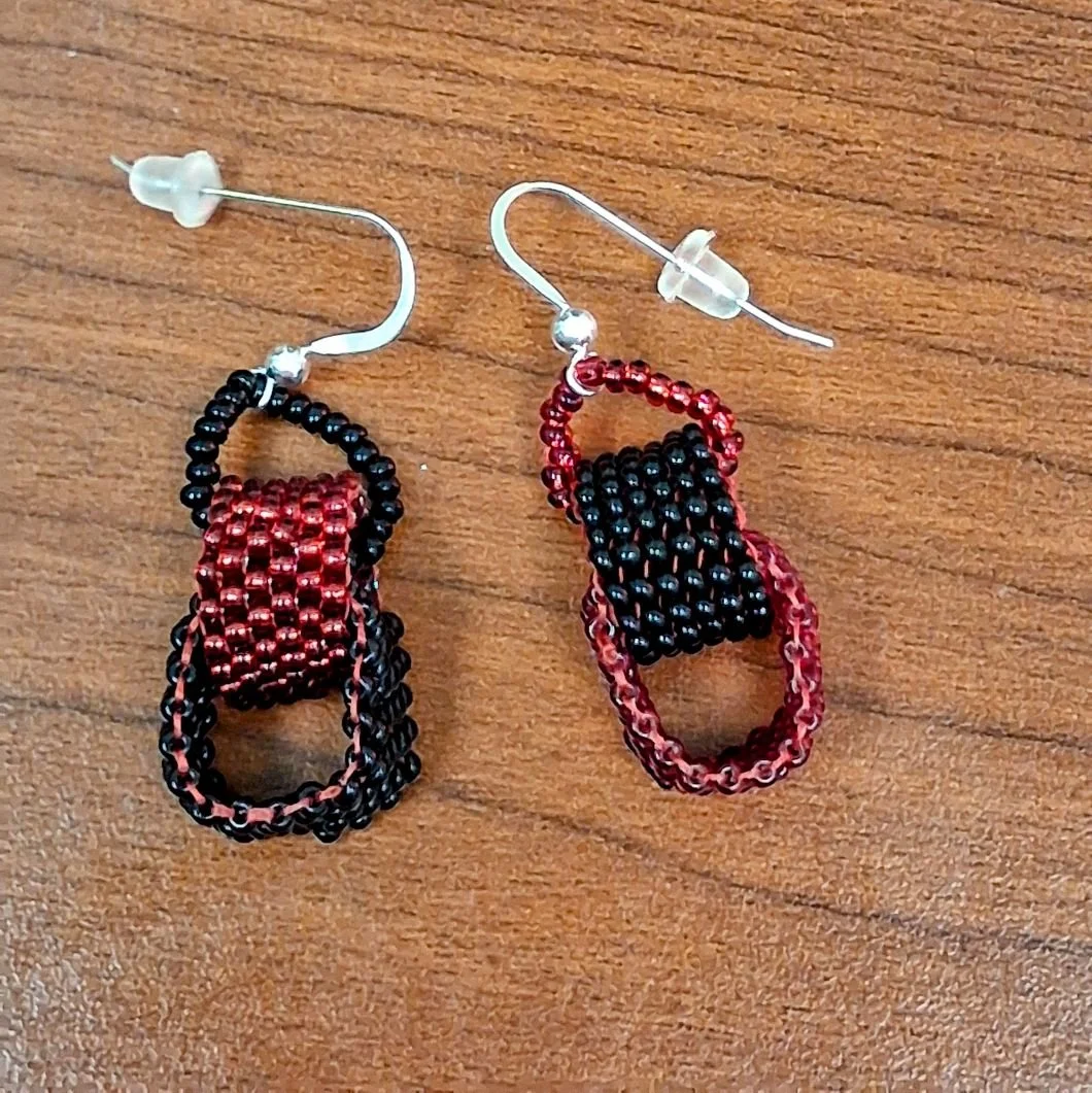 11/14 Even-Count Peyote Stitch Linked Earrings