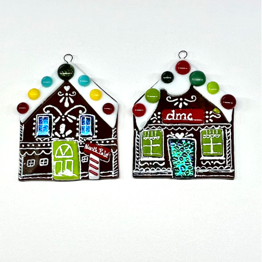 Fused Glass Gingerbread House.png