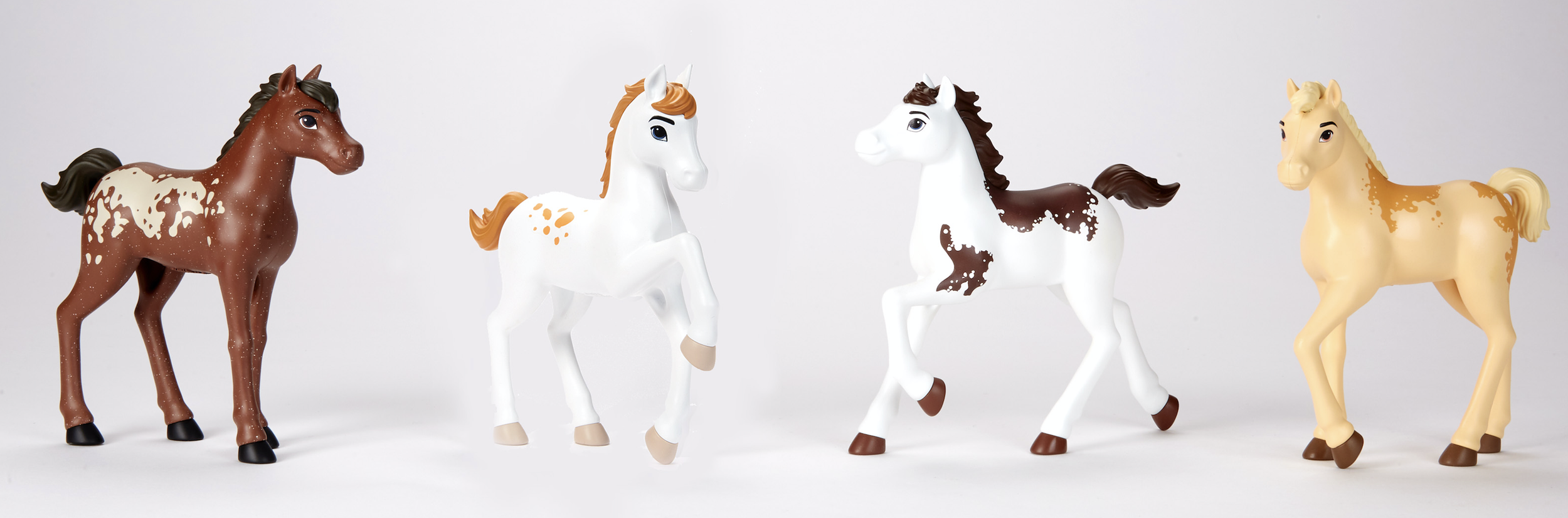 HCH27_Foals & Friends Assortment.png
