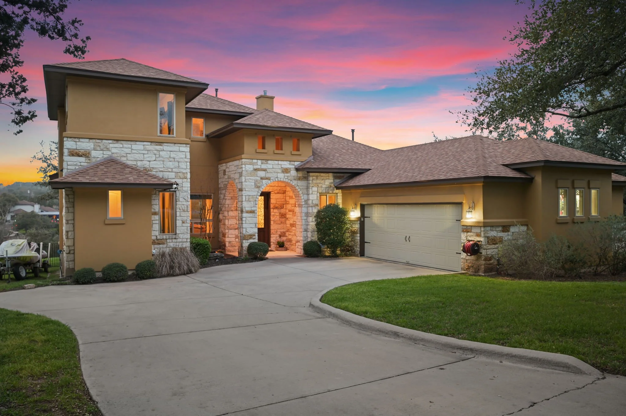 22032 Briarcliff Dr. Spicewood, TX 78669