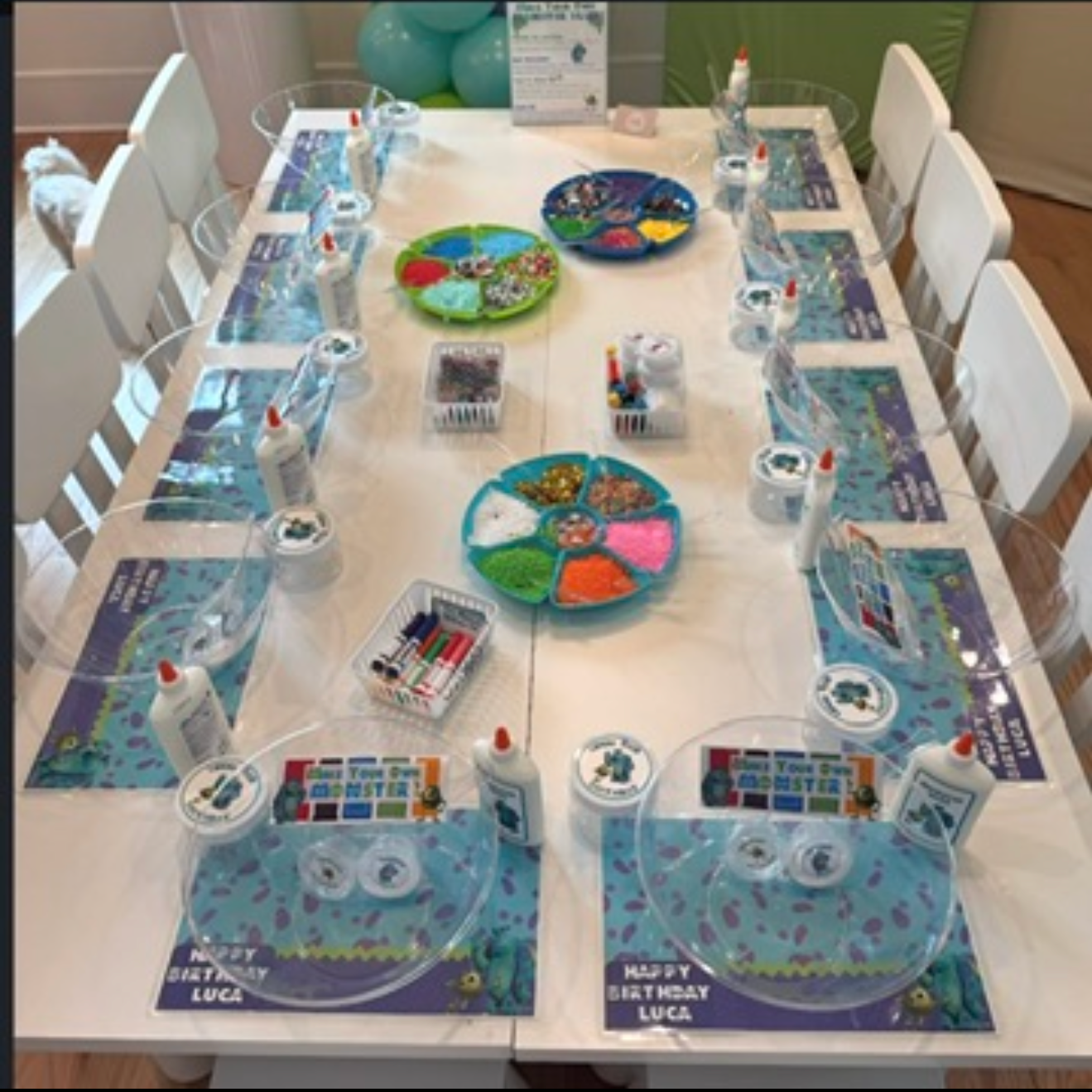 Kids Tables & Chairs