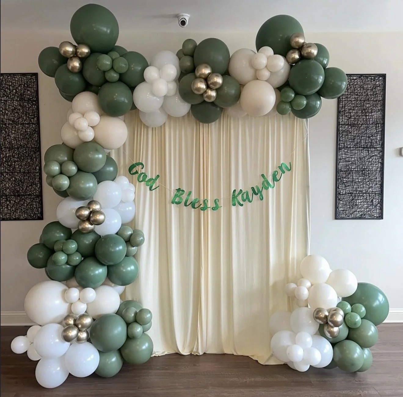 Backdrop & Balloons