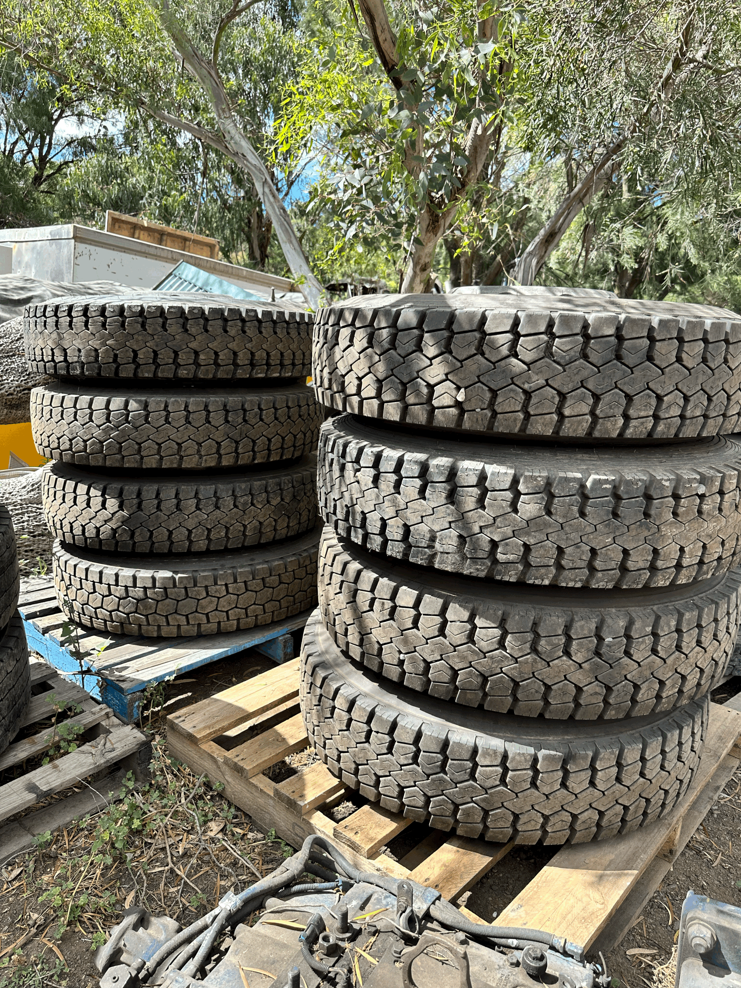 8 American 10 stud drive rims and tyres