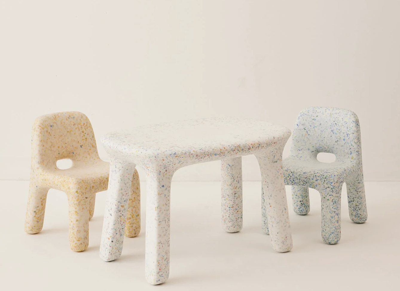 ecobirdy art corner play table and kids play chairs