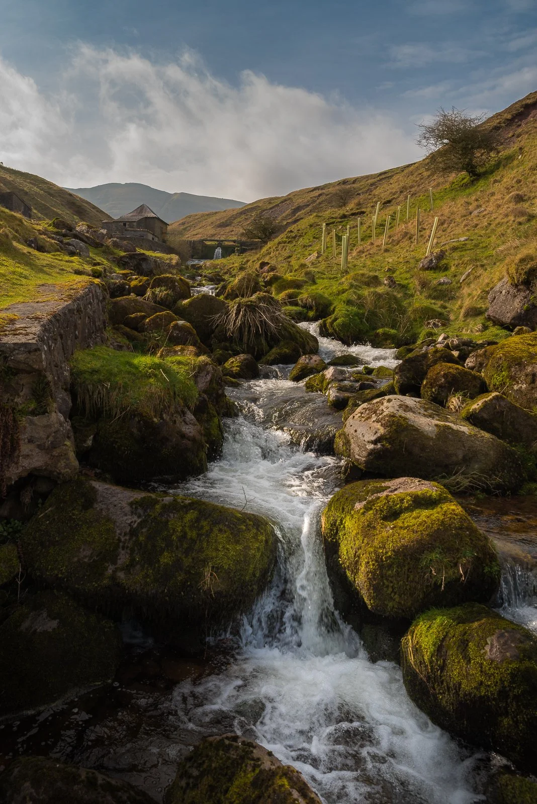 Brecon Llyn Y Fan Fawr Stream.jpg