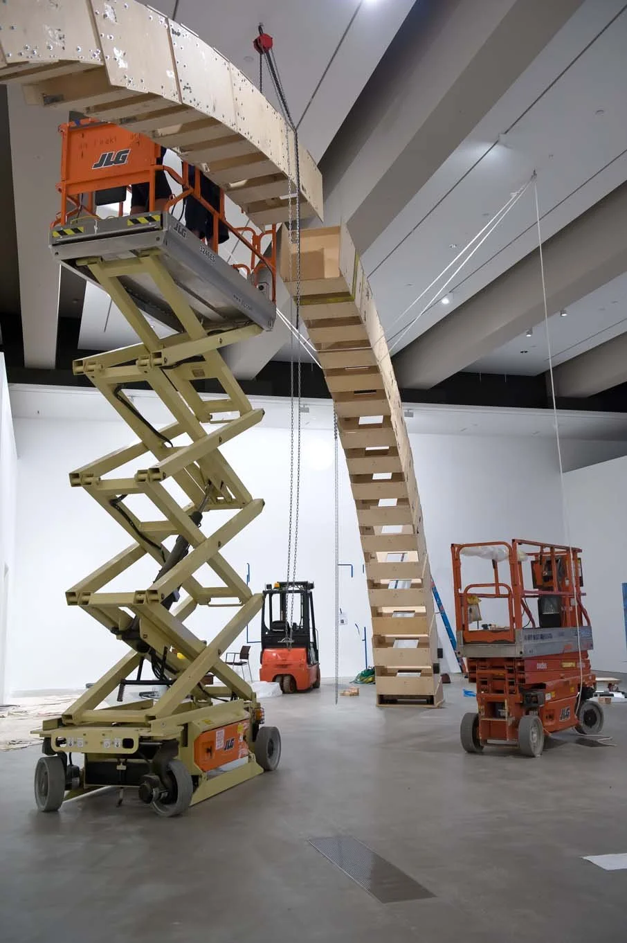 Sculpture Technician - sculpture installation