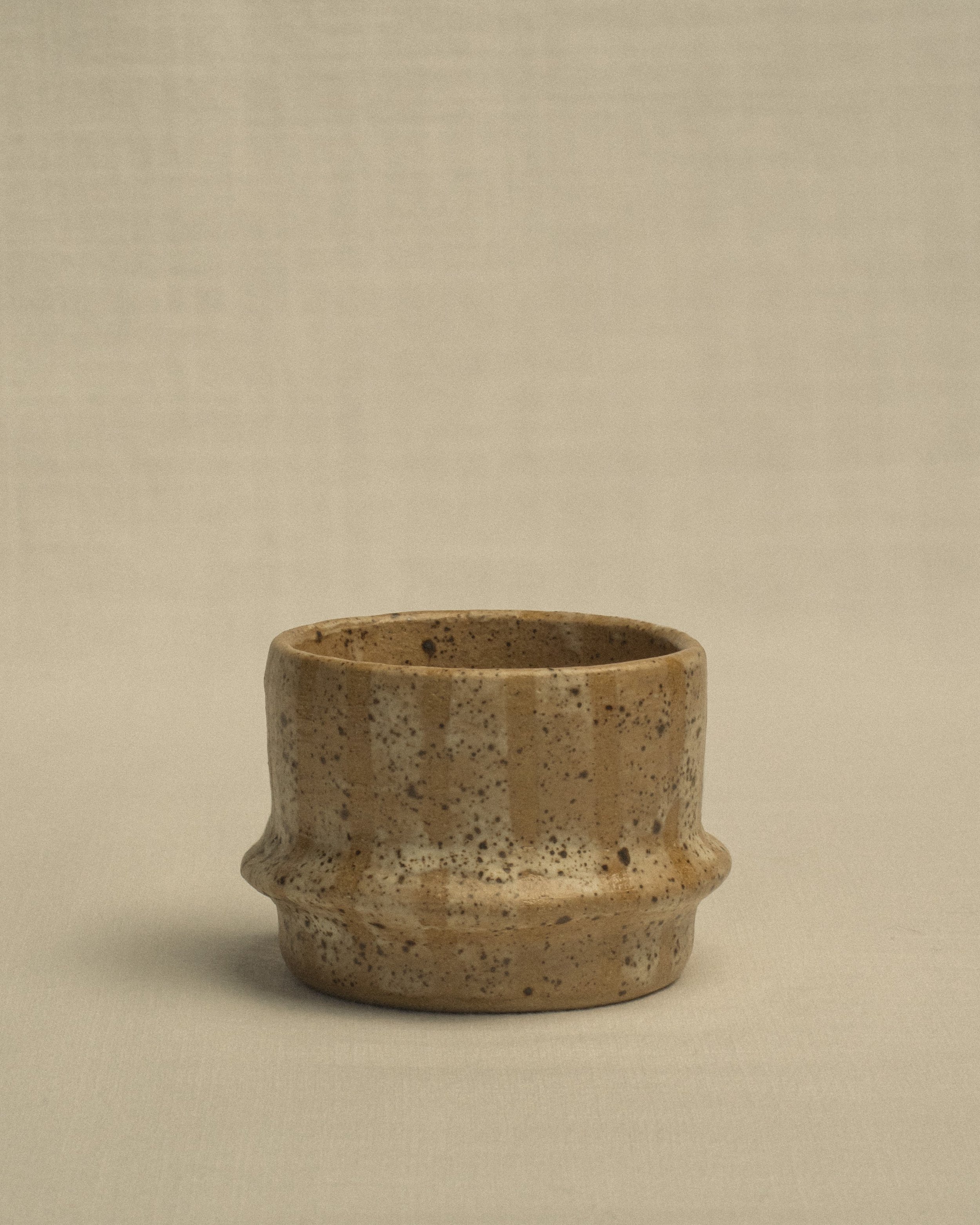 Small Vessel, Low Ring