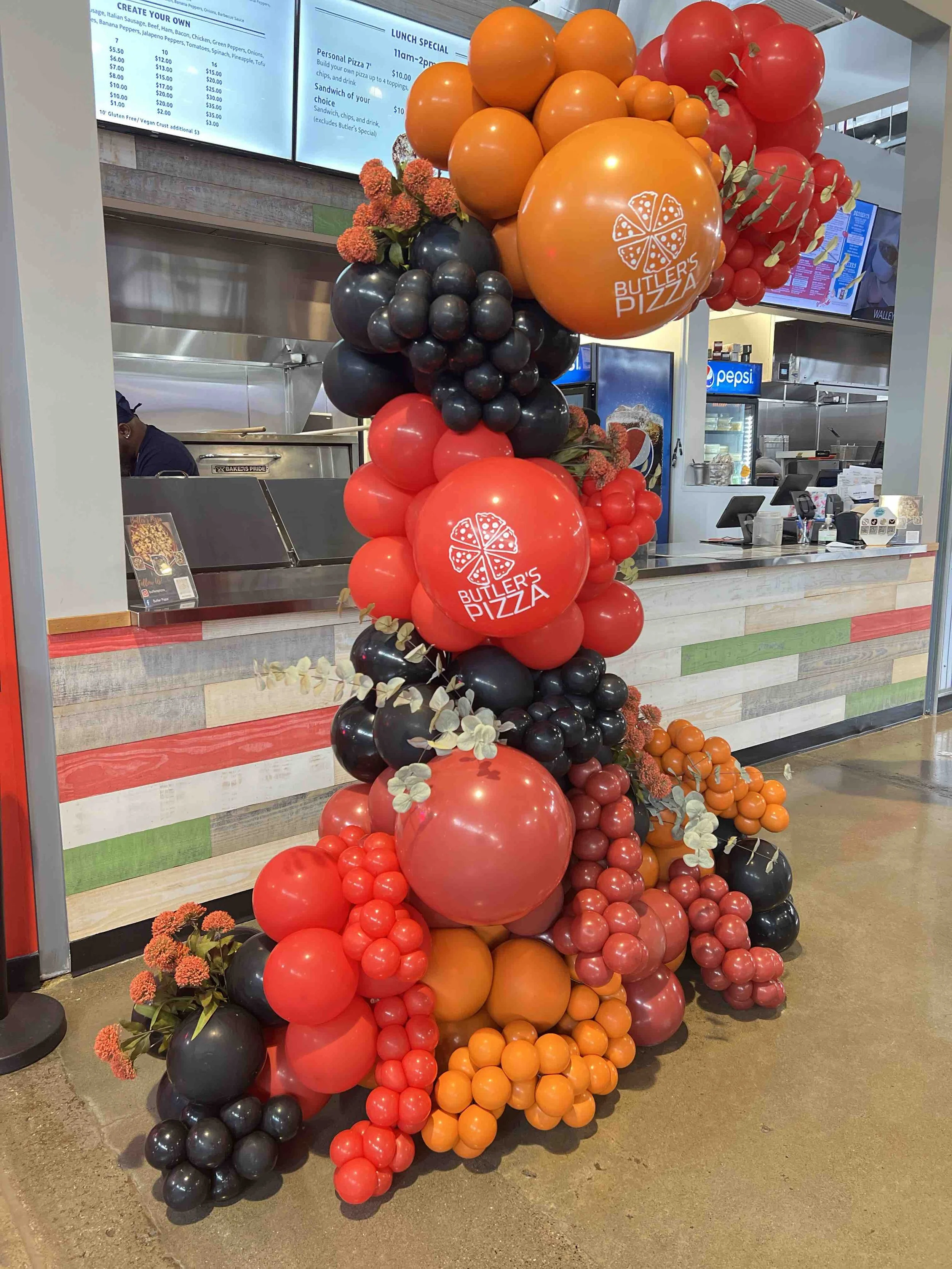 Freestanding Balloon Garland_Pizza.jpg