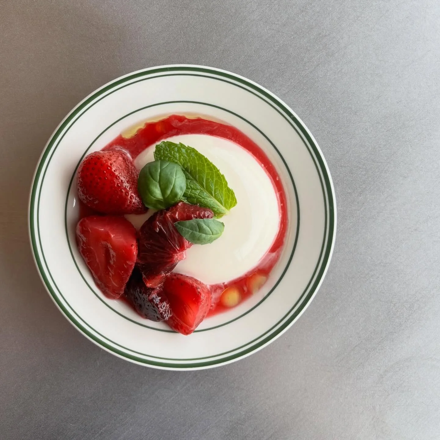 Really cute panna cotta 
Macerated strawberry/blood orange, basil, mint, lime leaf oil