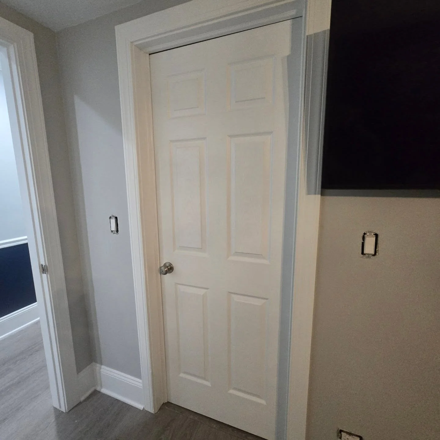 Before ➡️ After ✨
This closet went from worn out and damaged to clean, modern, and refreshed. 🛠️
We removed the old shelving system, patched and covered all wall holes and imperfections, completed detailed surface preparation, and finished everythin