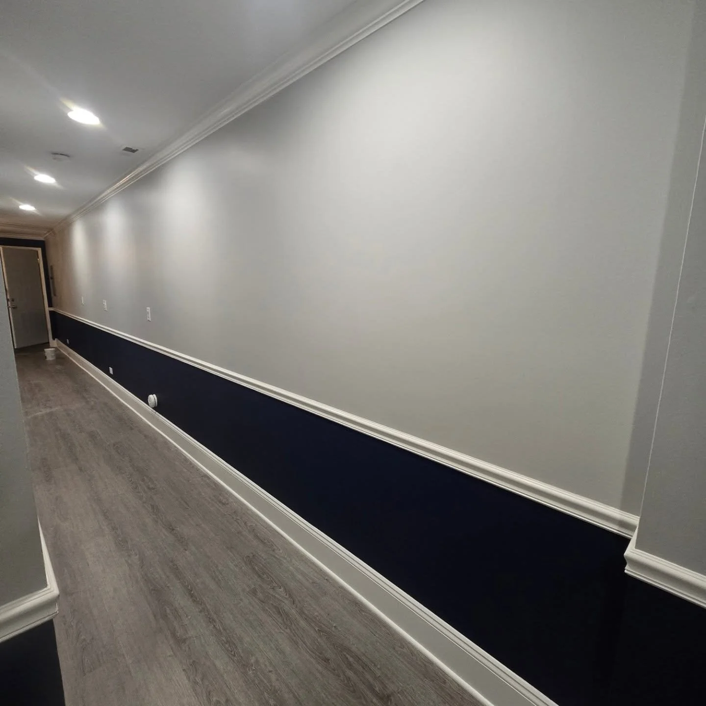 Before ➡️ After ✨

This wall had visible damage, imperfections, and wear that took away from the overall look of the space. Our team came in and restored it the right way, plaster repairs, detailed sanding, surface preparation, and a fresh profession