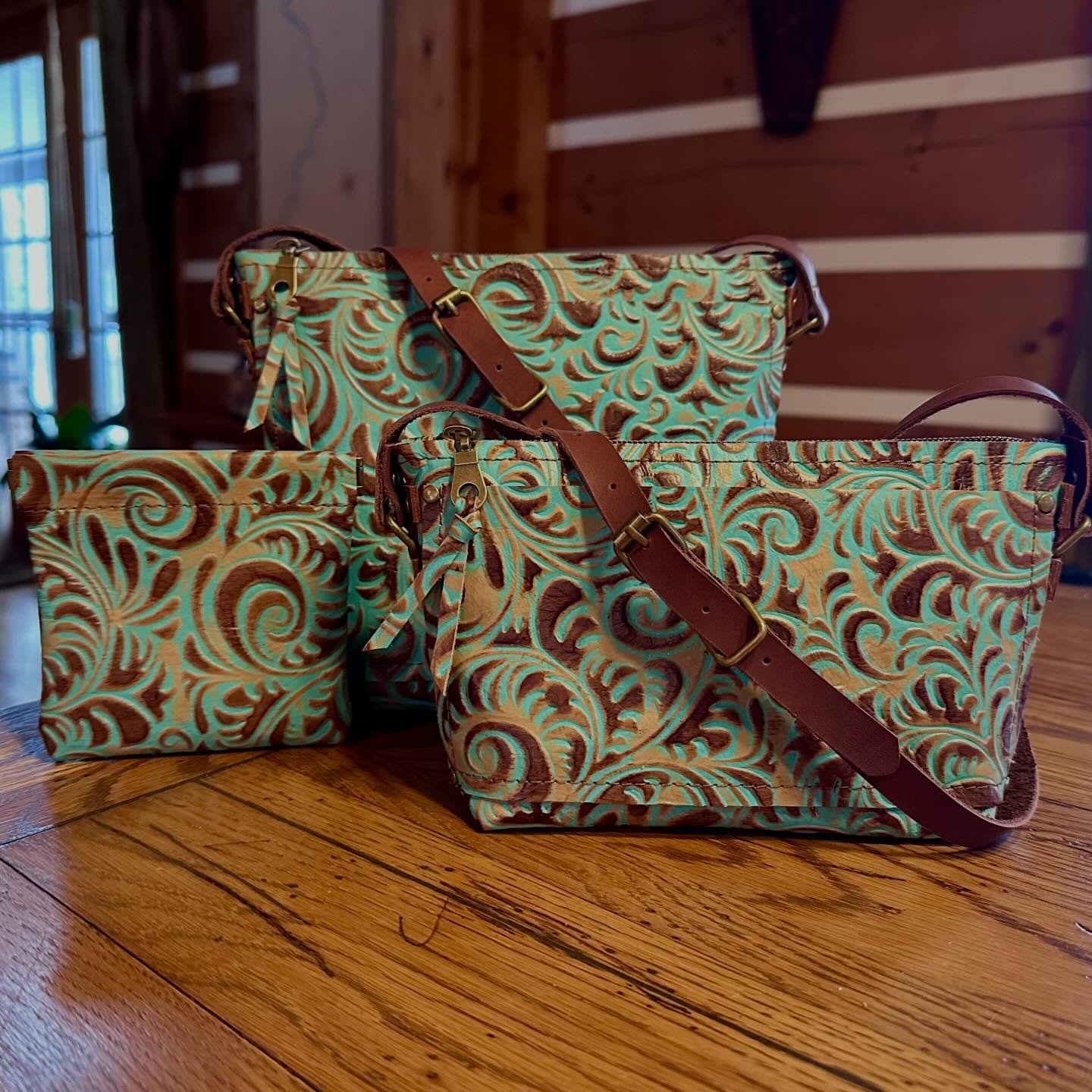 I used Caracol Turquoise Brown leather for these Kim &amp; Maureen bags. They&rsquo;ll be going on the website soon! Caracol is a Spanish word meaning snail or shell but I believe in this leather it&rsquo;s referring to the spiral shape. It&rsquo;s a
