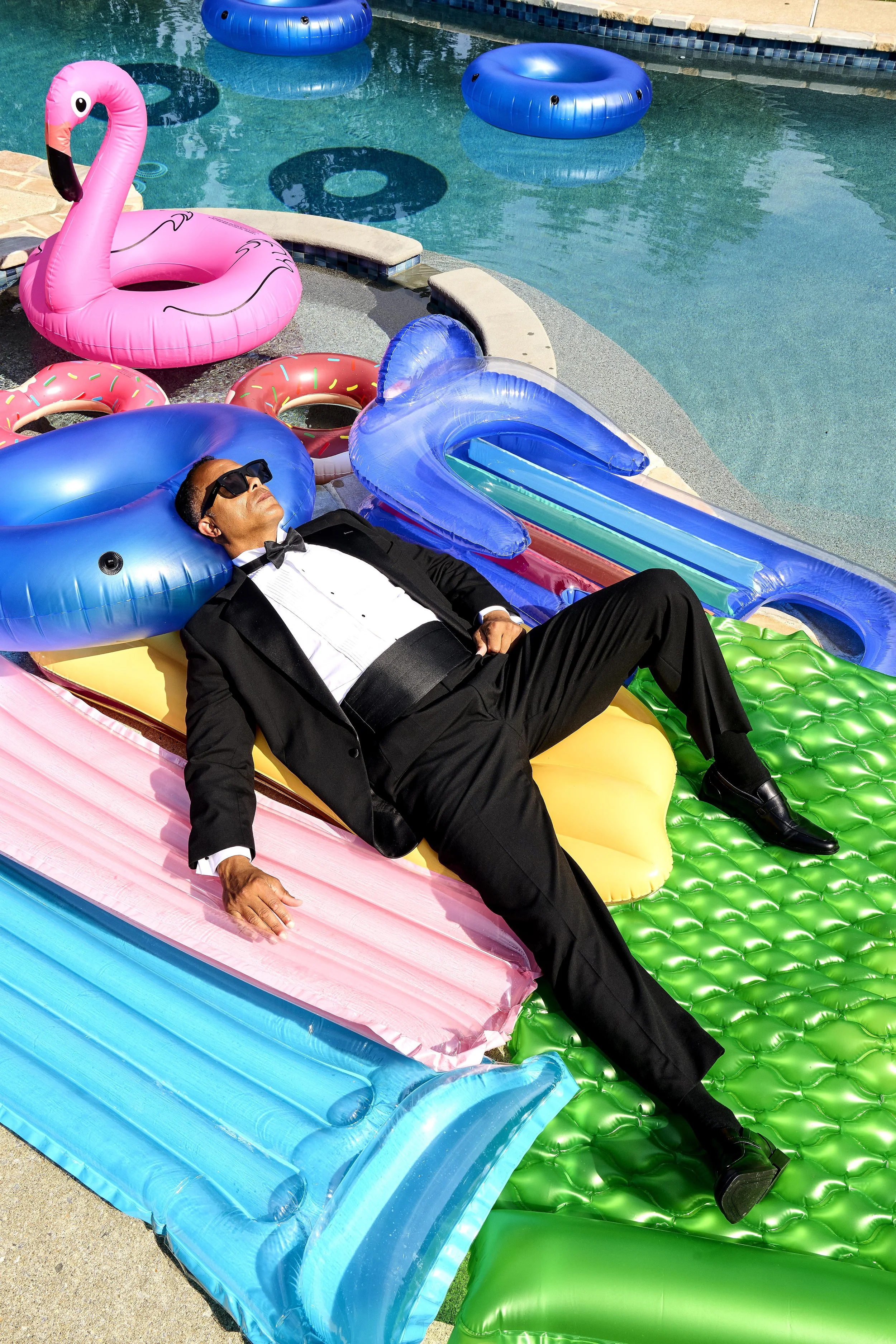 Editorial Fashion by the Pool_Reggie3712.jpg