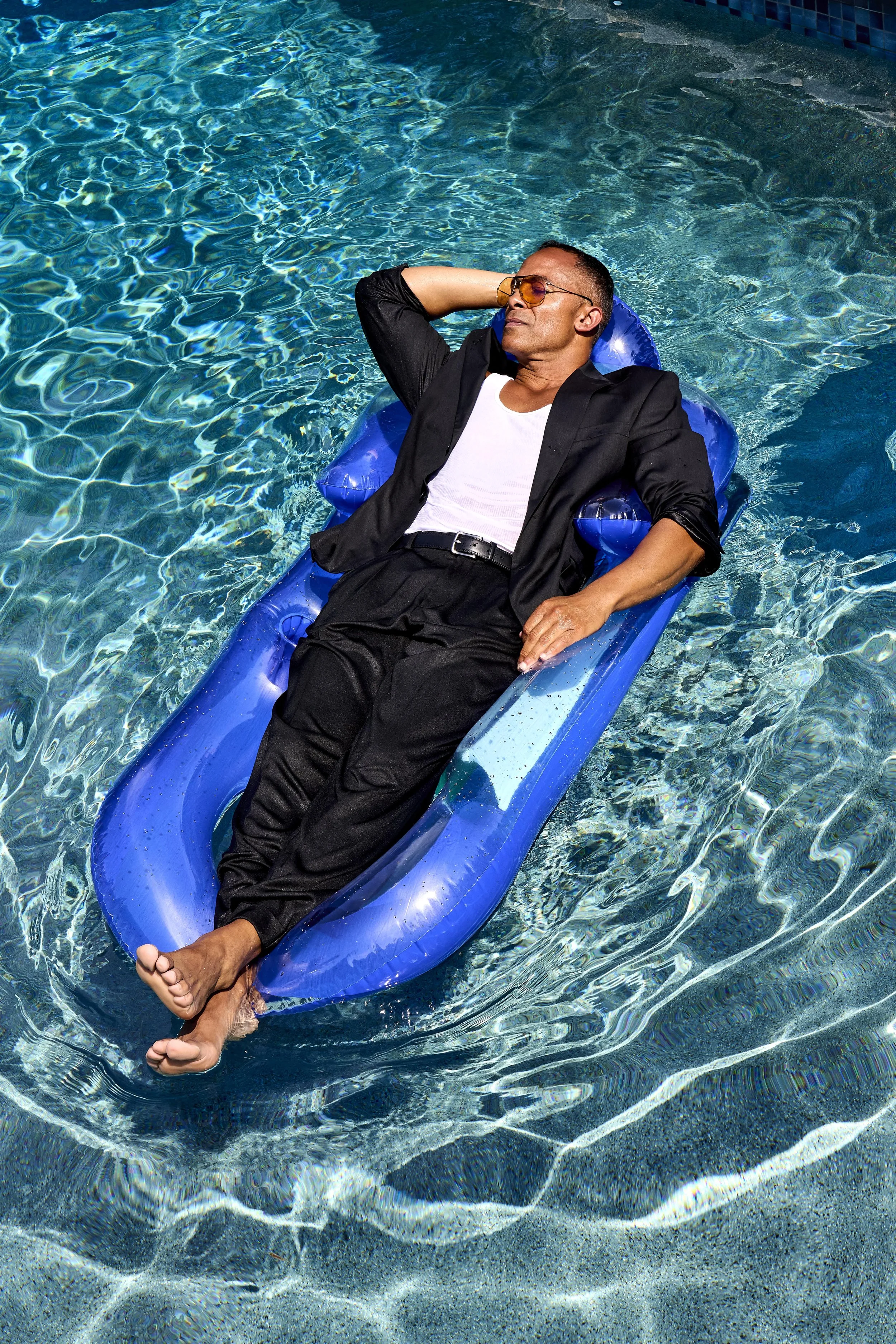 Editorial Fashion by the Pool_Reggie2651.jpg