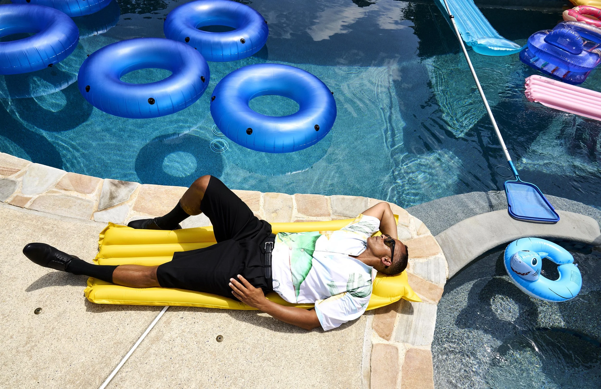 Editorial Fashion by the Pool_Reggie2205.jpg