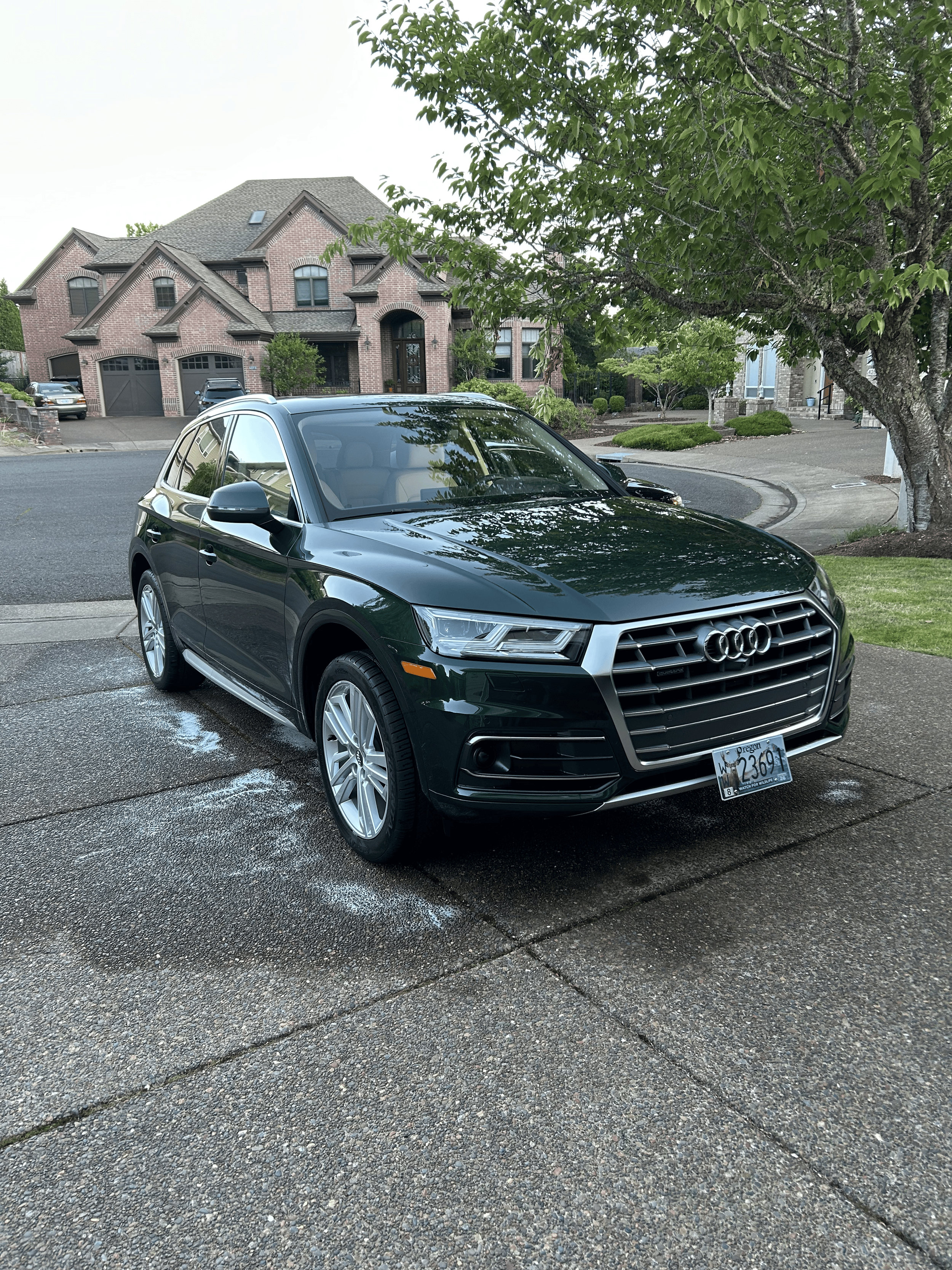 We come to you detail, Detail in your driveway