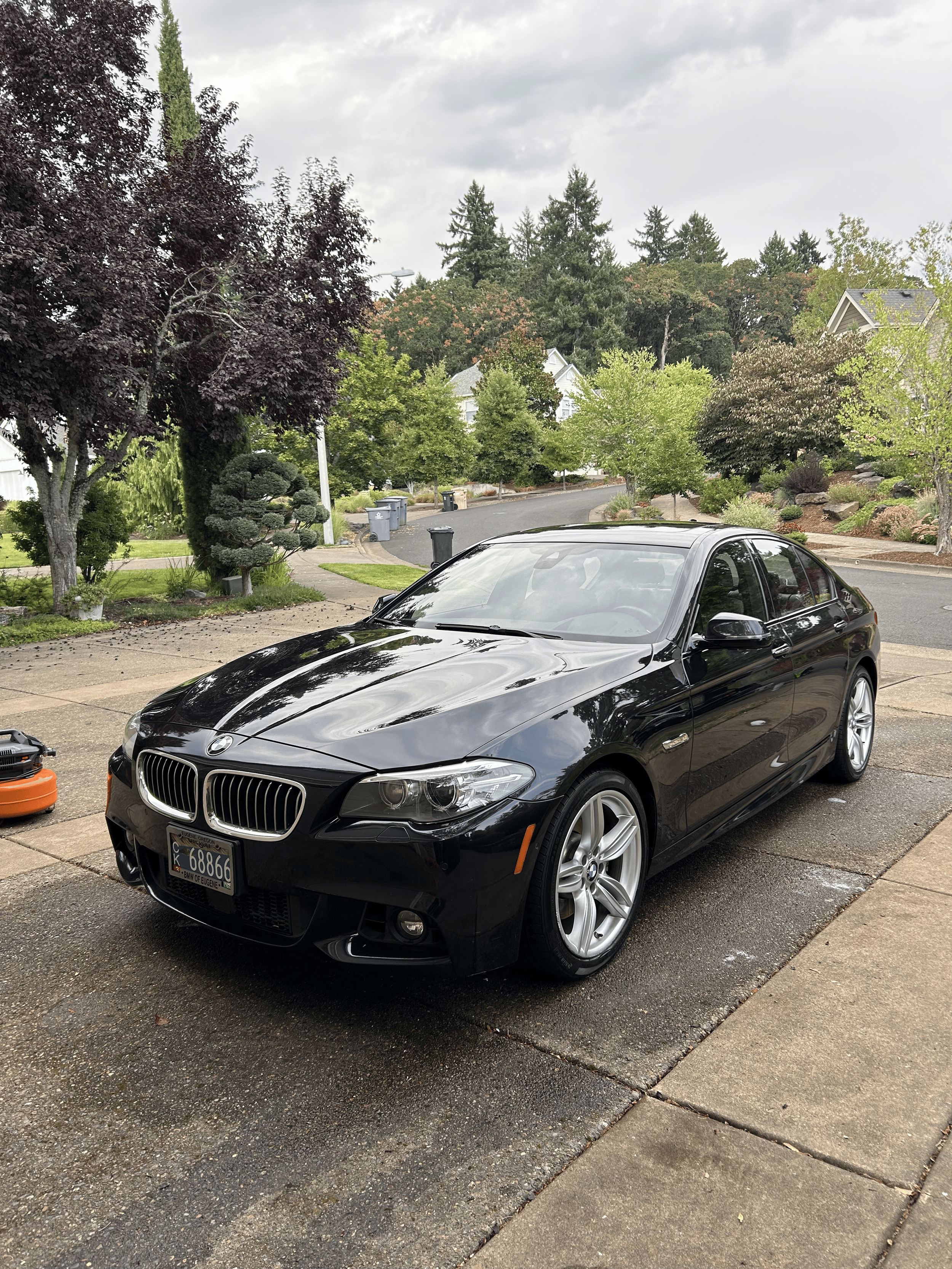 shiny finish, car exterior detailing