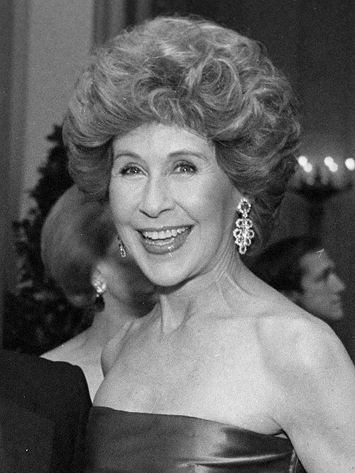 BETSY BLOOMINGDALE