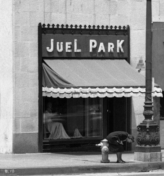 STOREFRONT: 9449 Wilshire Boulevard, Beverly Hills