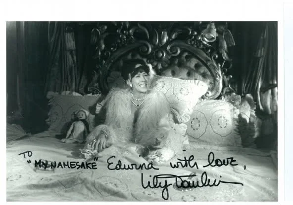 Lily Tomlin Signed Autograph