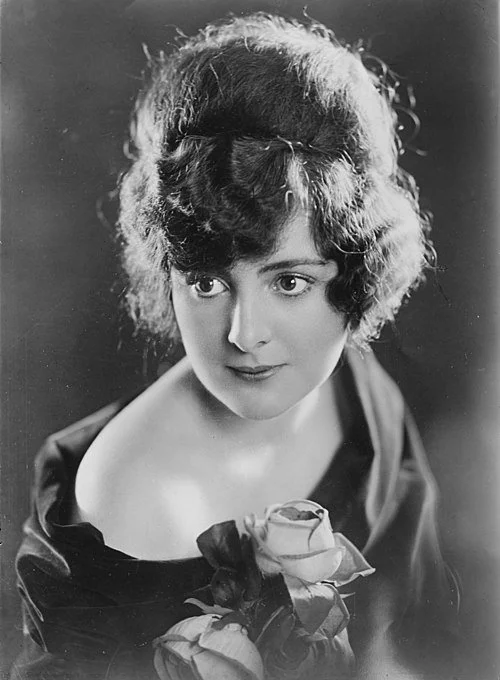 BILLIE DOVE