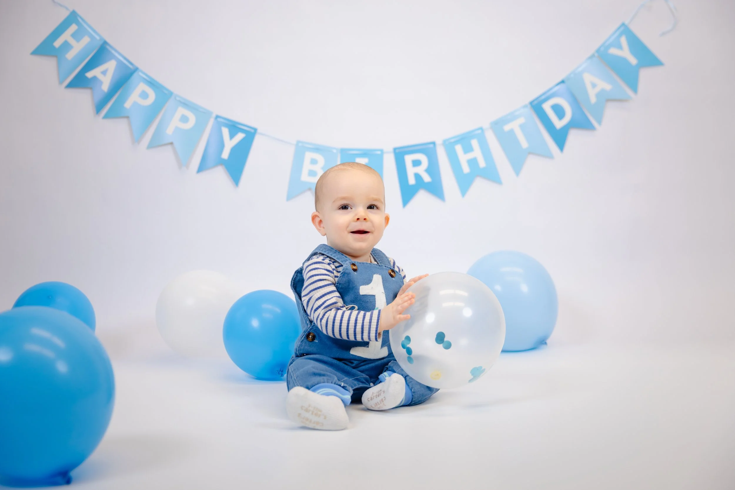 George's 1yr Cake Smash