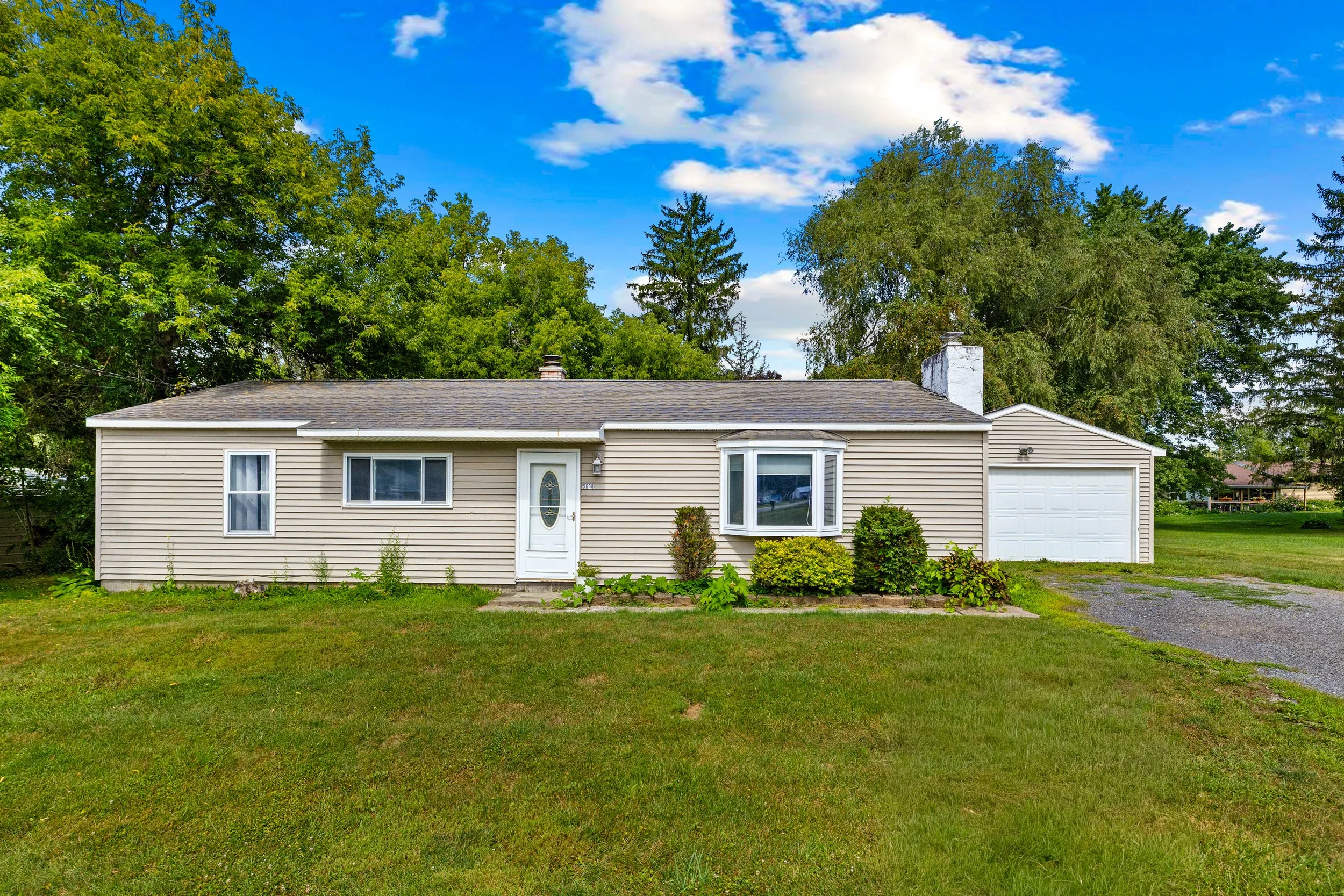 5638 Greenfield Rd, Verona