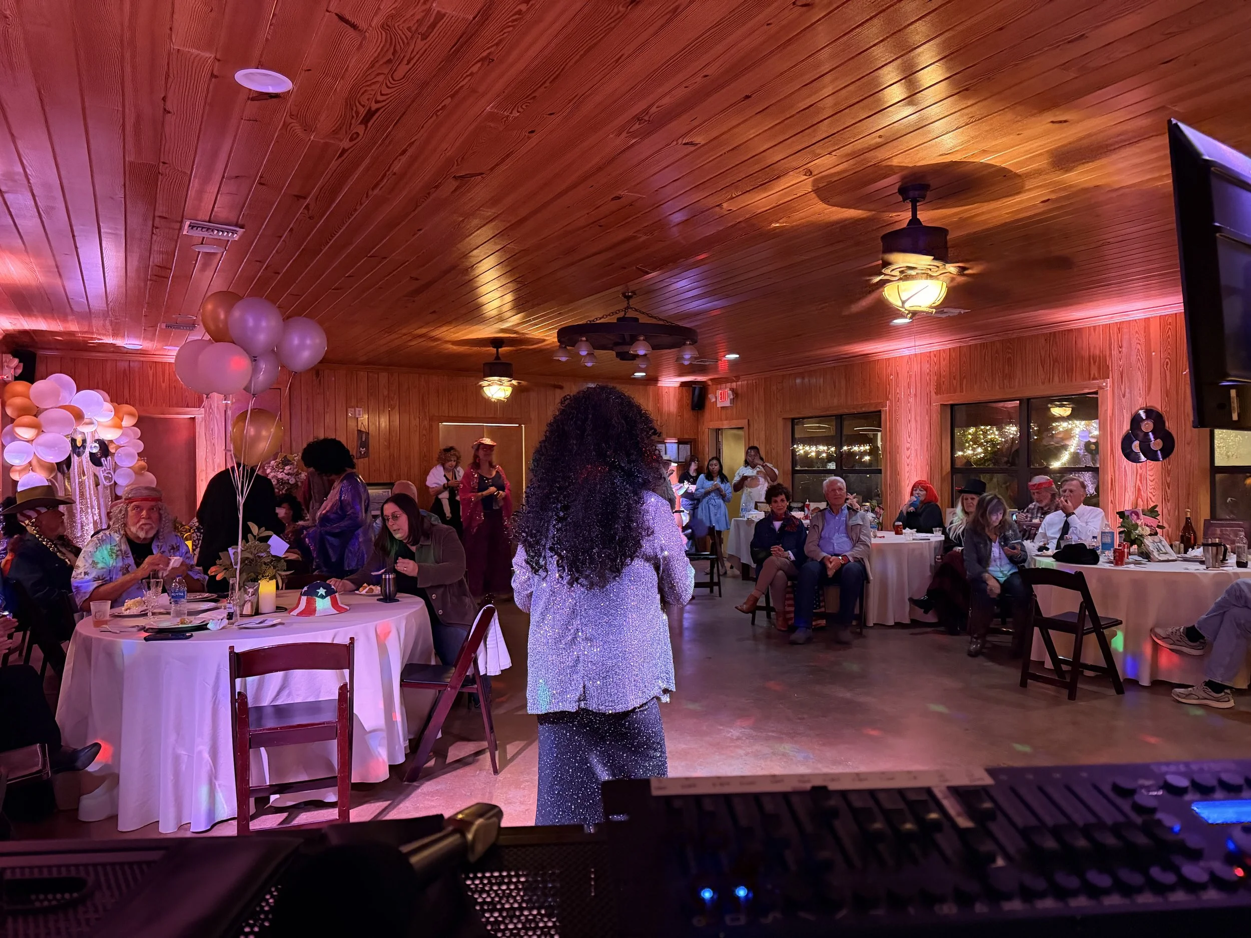 Birthday party in Fairhope, Alabama from the DJ perspective by Somar Premier Events. Professional sound, custom lighting, and seamless coordination create a smooth and engaging guest experience.