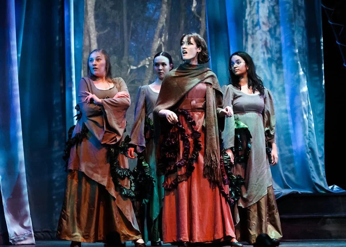 theatre-home03.jpg