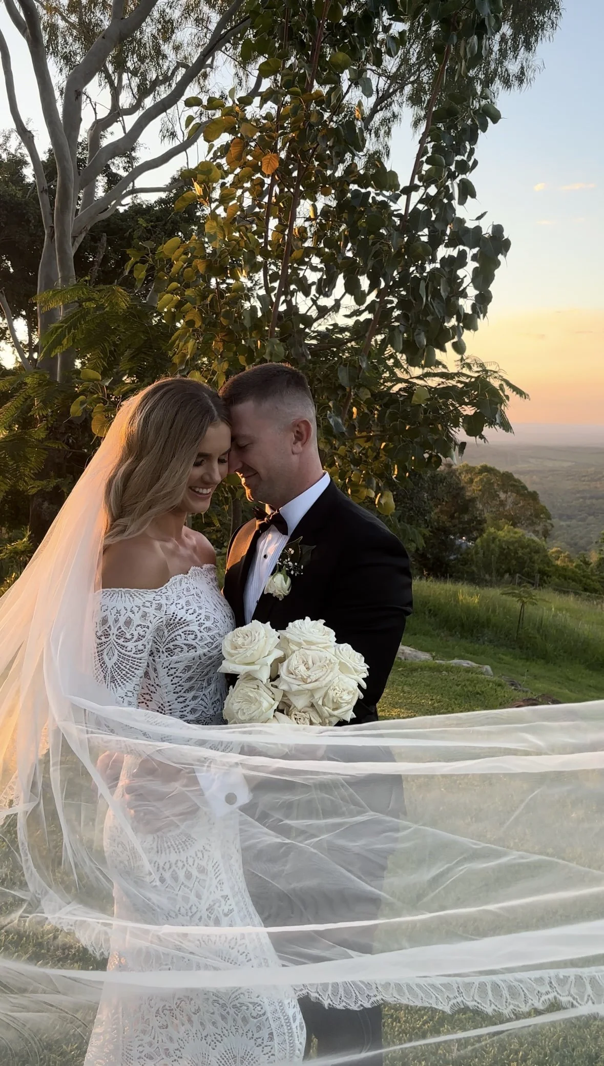 wedding photo yeppoon content creator 