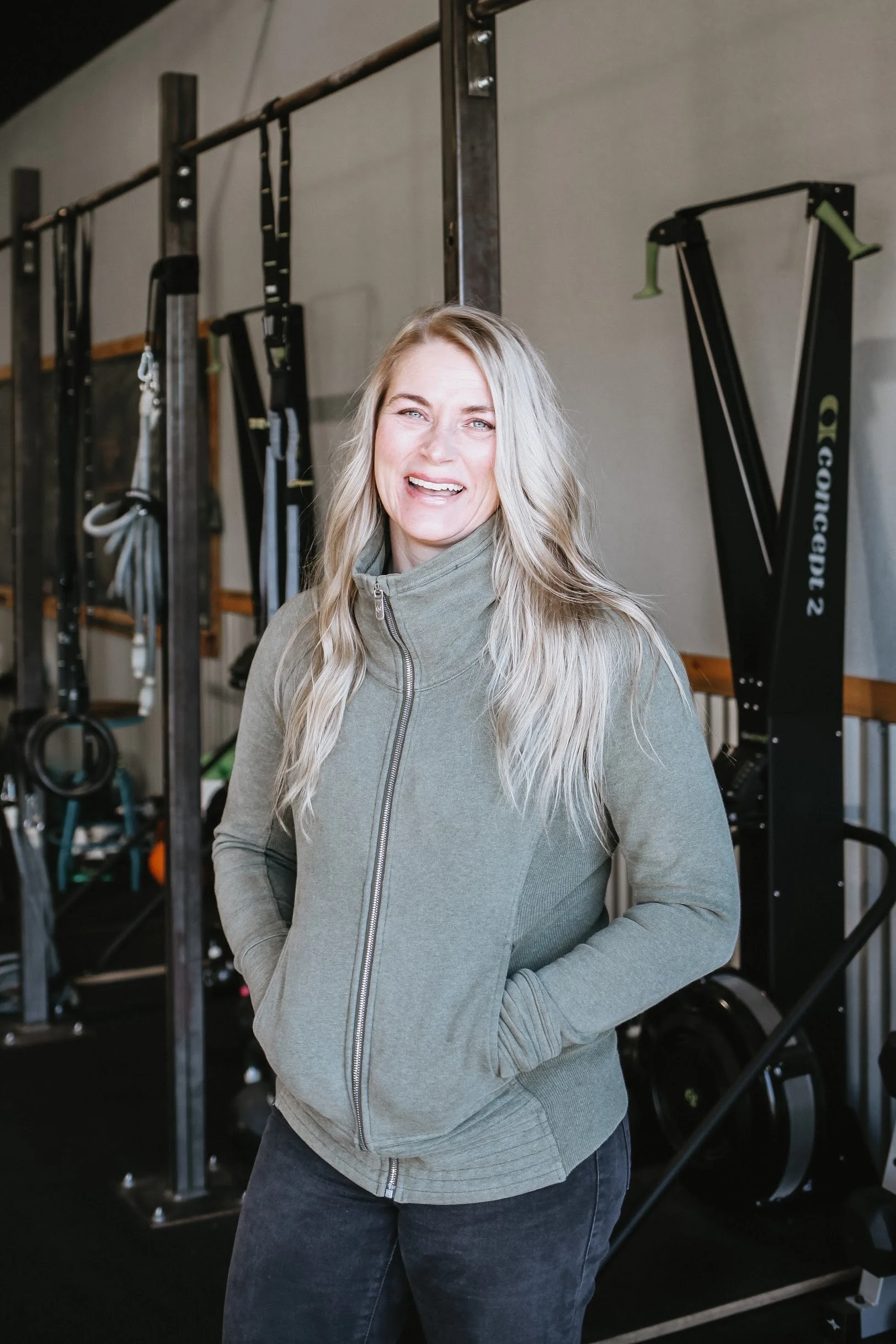 Colleen giving testimonial for Lu and Shantell of Lüsha Method